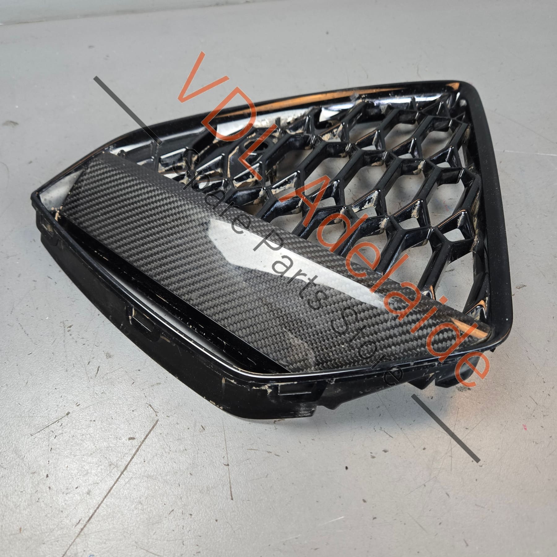 4K8807647H3Q0 4K8807647H   Audi RS6 RS7 Front Right Bumper Carbon Air Guide Grille 4K8807648H 3Q0
