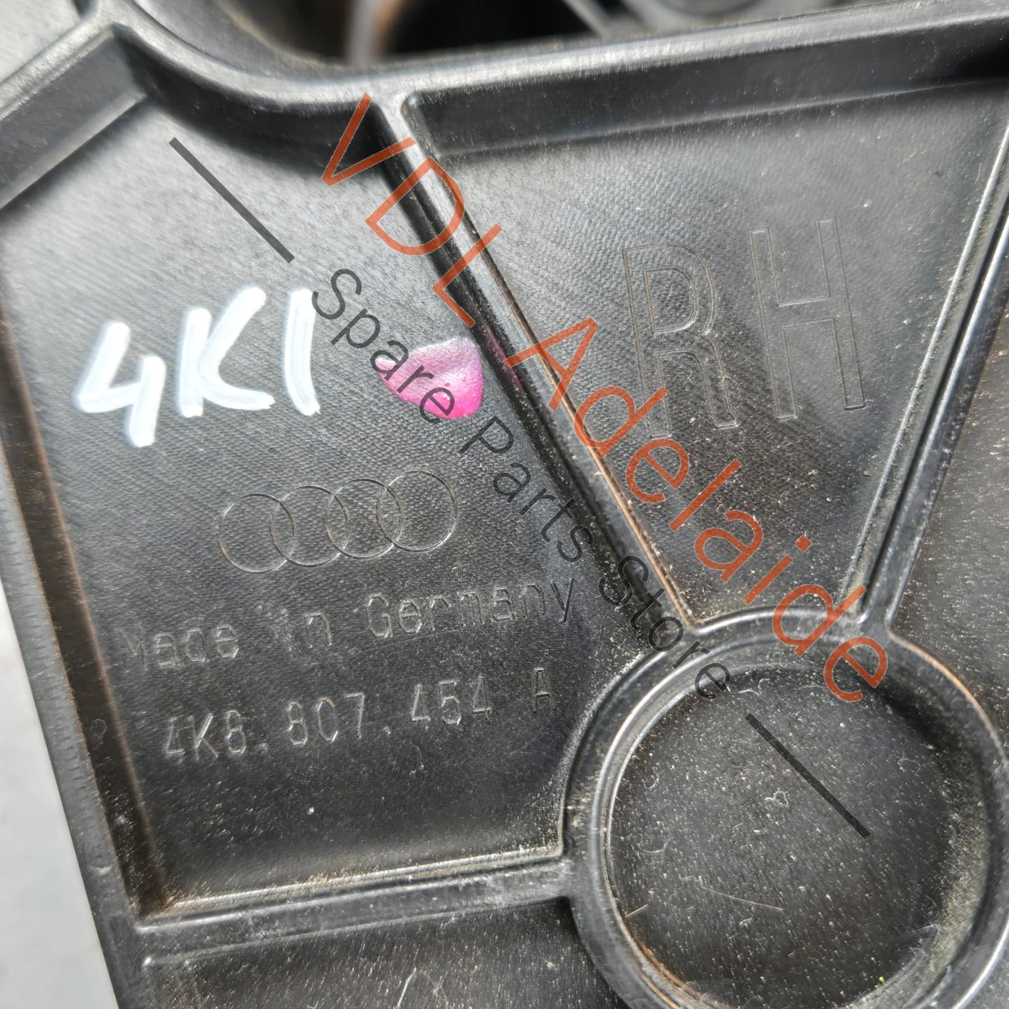 4K8807454A    Audi RS7 Rear Bumper Guide Bracket Right Lower 4K8807454A