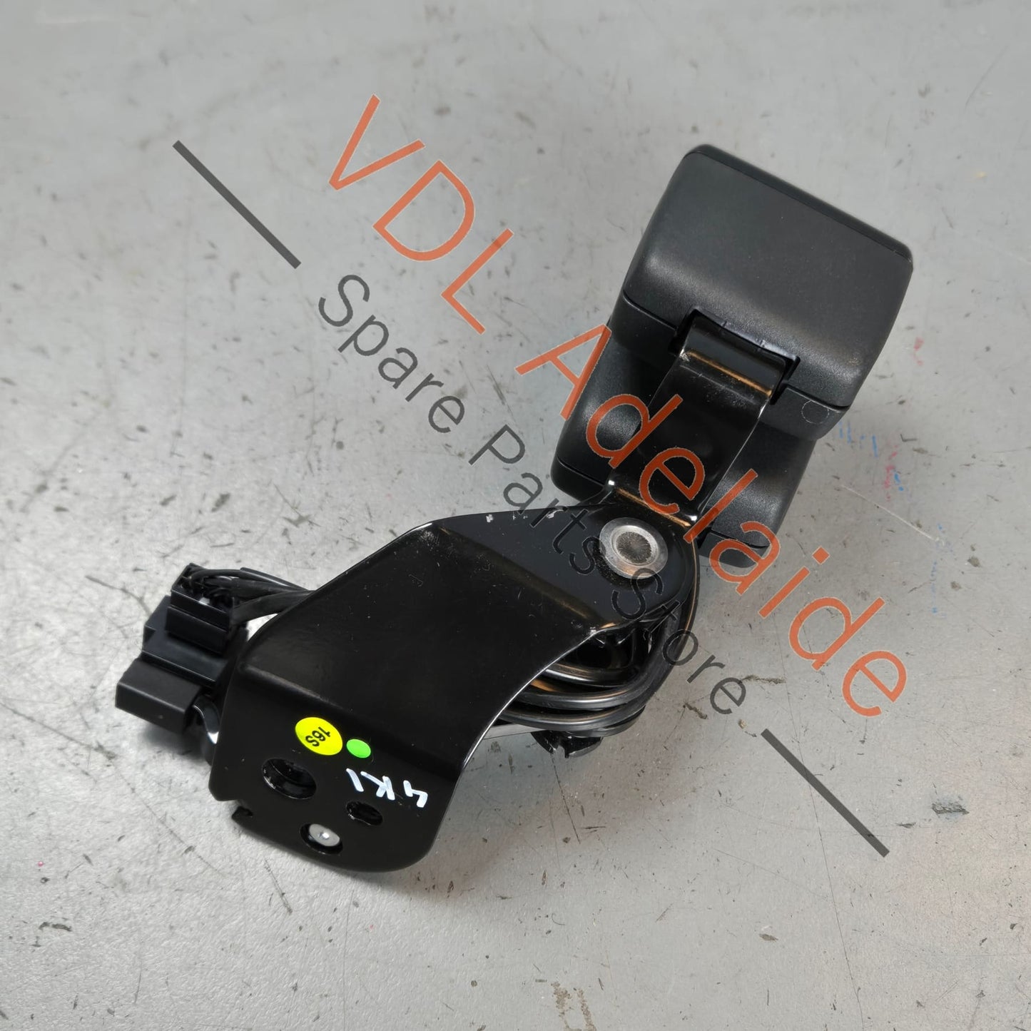4K8857739L 4K8857739ARMNB   Audi RS7 Left Rear Seatbelt Double Catch Latch Clip Clasp 4K8857739AR MNB