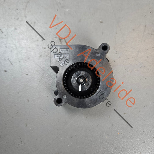 4N0907463    Audi A6 A7 Right Headlight Cooling Fan Air Blower Motor 4N0907463