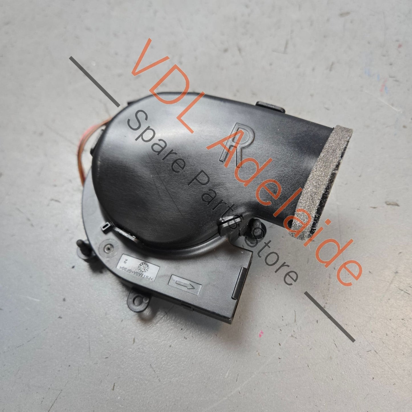 4N0915213C    Audi A6 A7 A8 Q7 Q8 48V Battery Breather Cooling Fan Blower 4N0915213C