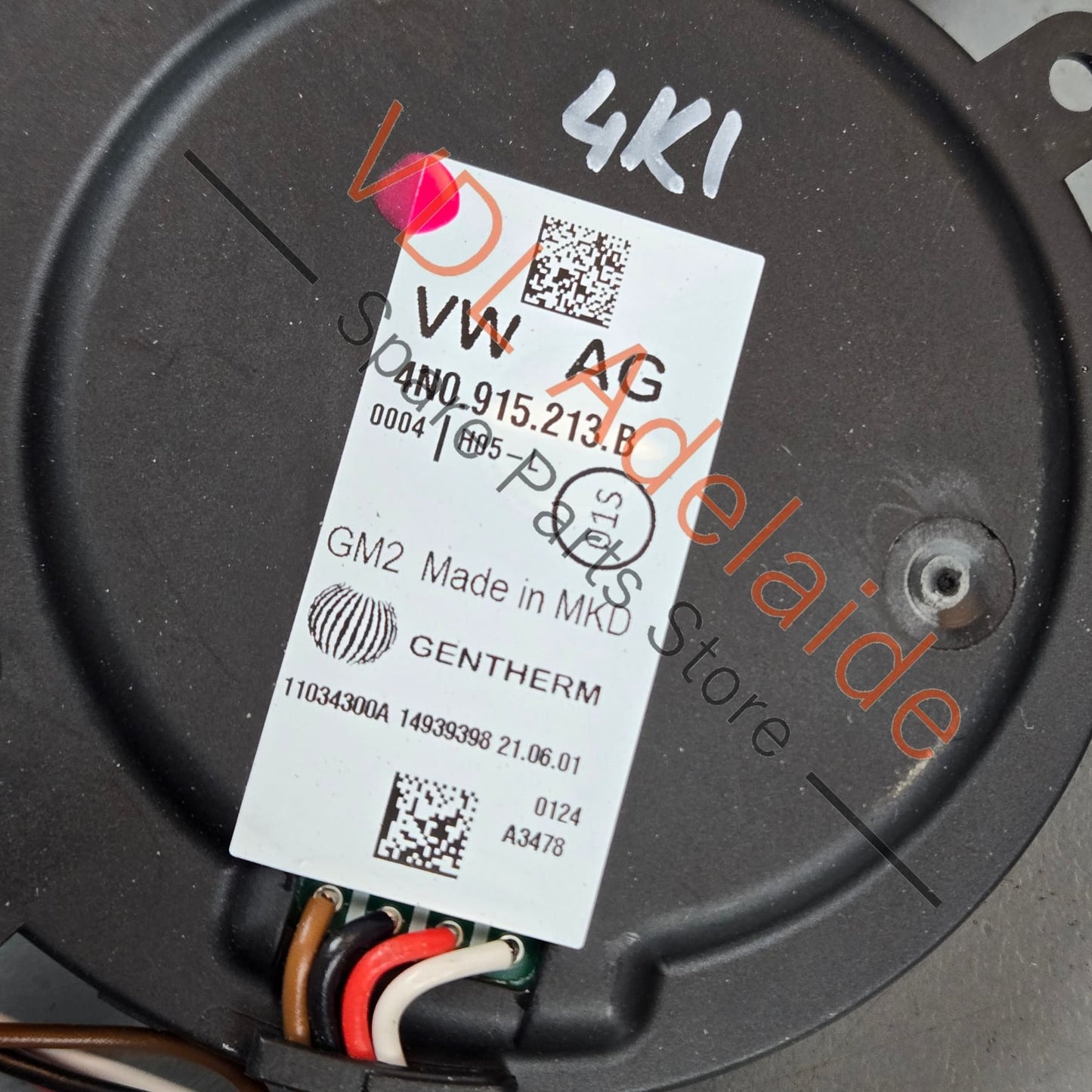 4N0915213B    Audi A6 A7 A8 Q7 Q8 48V Battery Breather Cooling Fan Blower 4N0915213B