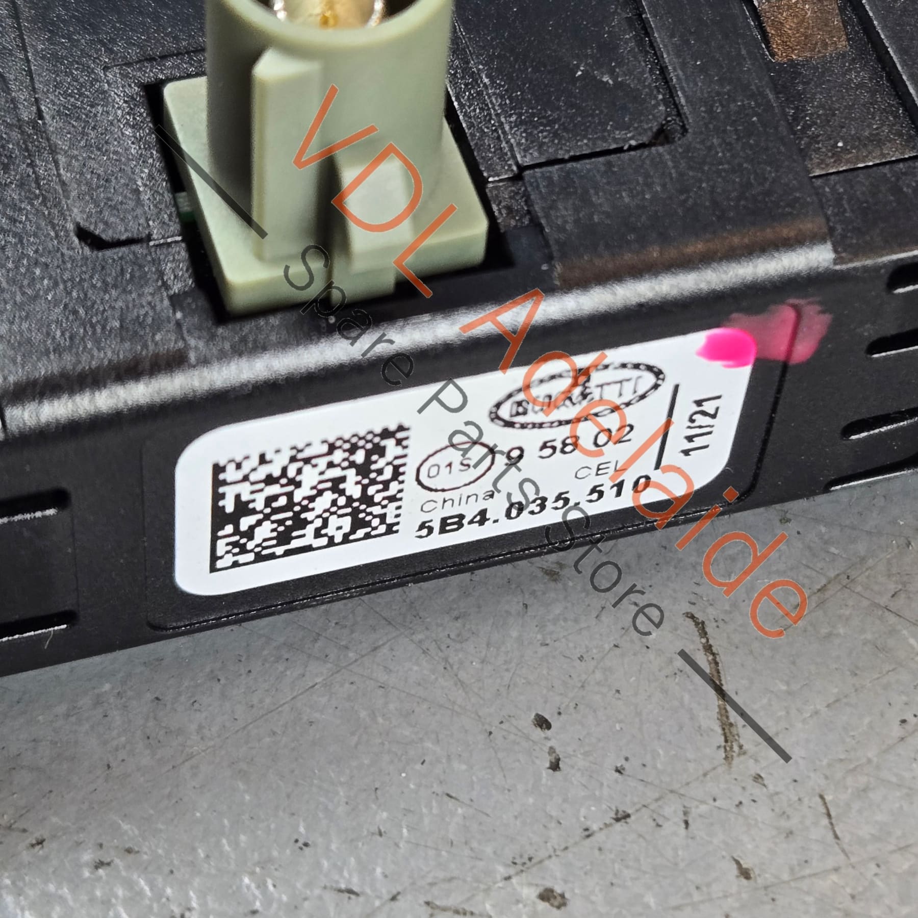 5B4035510    Audi Antenna Amplifier Aerial Module Control Unit 5B4035510