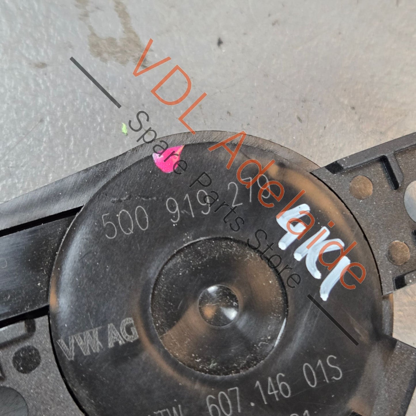 5Q0919279    VW Audi Porsche Warning Buzzer for Parking Aid Distance Sensor 5Q0919279