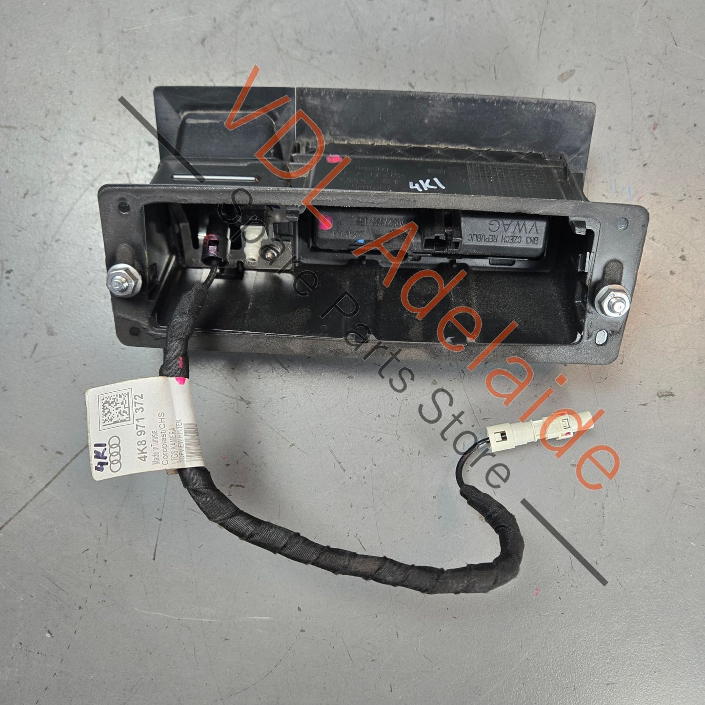 4K8971372    Audi Etron Q8 A7 S7 RS7 Rear Trunk Boot Hatch Button Camera