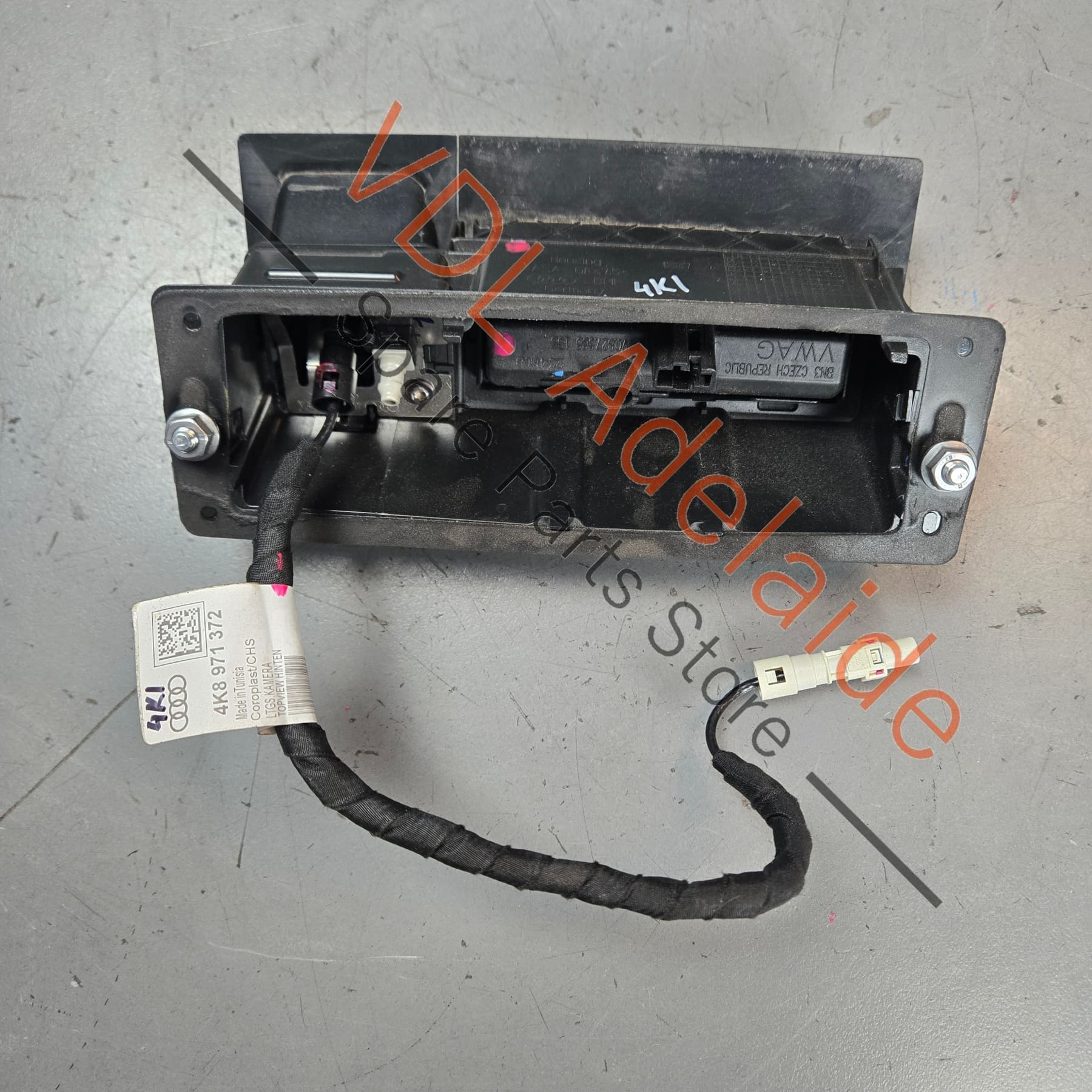 4K8971372    Audi Etron Q8 A7 S7 RS7 Rear Trunk Boot Hatch Button Camera