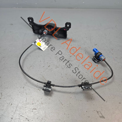 4N0980546 4K0971192D   Audi RS7 Front Parking Camera with mounting bracket & adapter wire 4N0980546 4K0971192D