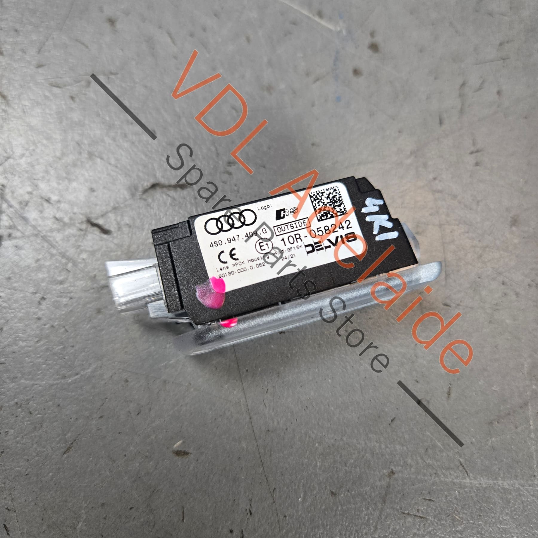 4S0947410G 4S0947409G   Genuine Audi RS RS3 RS4 RS5 RS6 RS7 Door Entry Light Projector Set left & Right pair 4S0947410G 4S0947409G