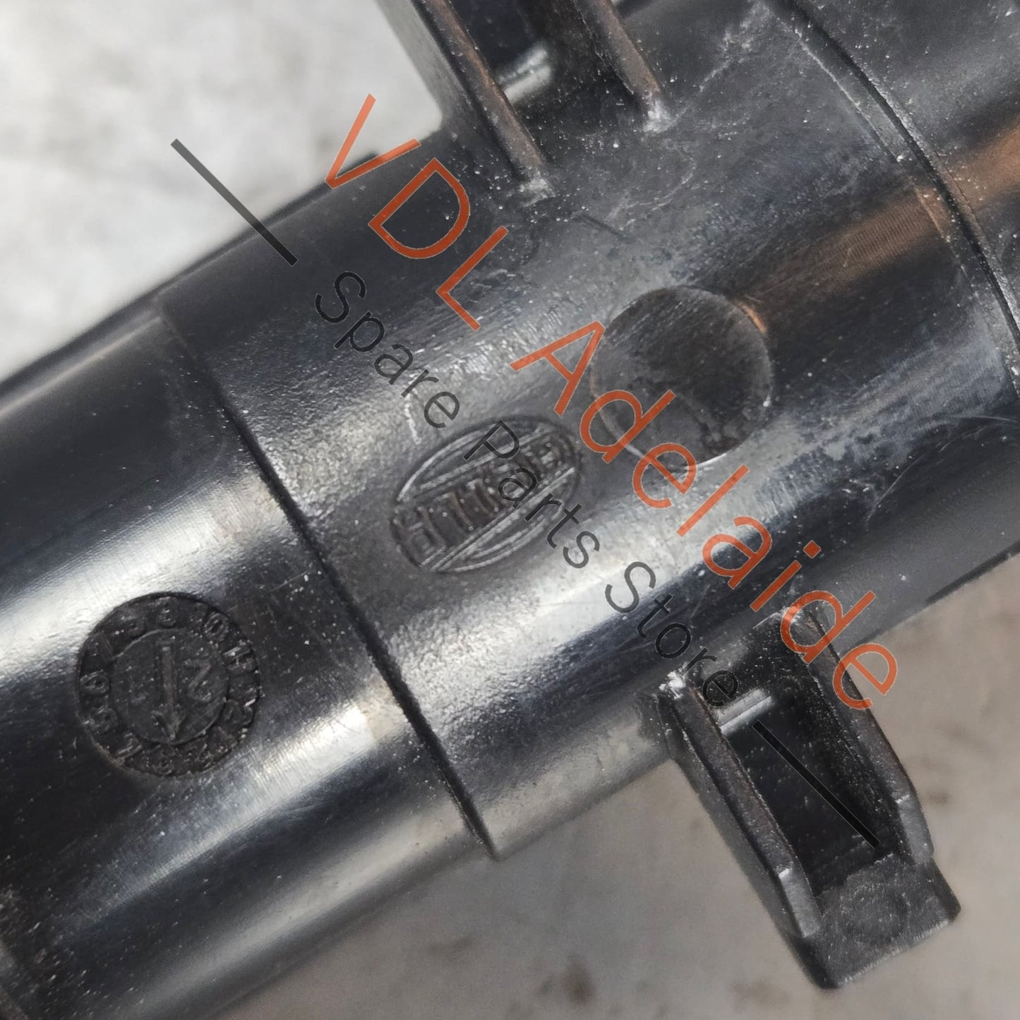 4K8955102    Audi RS7 Front Bumper Right side Headlight Washer 4K8955102