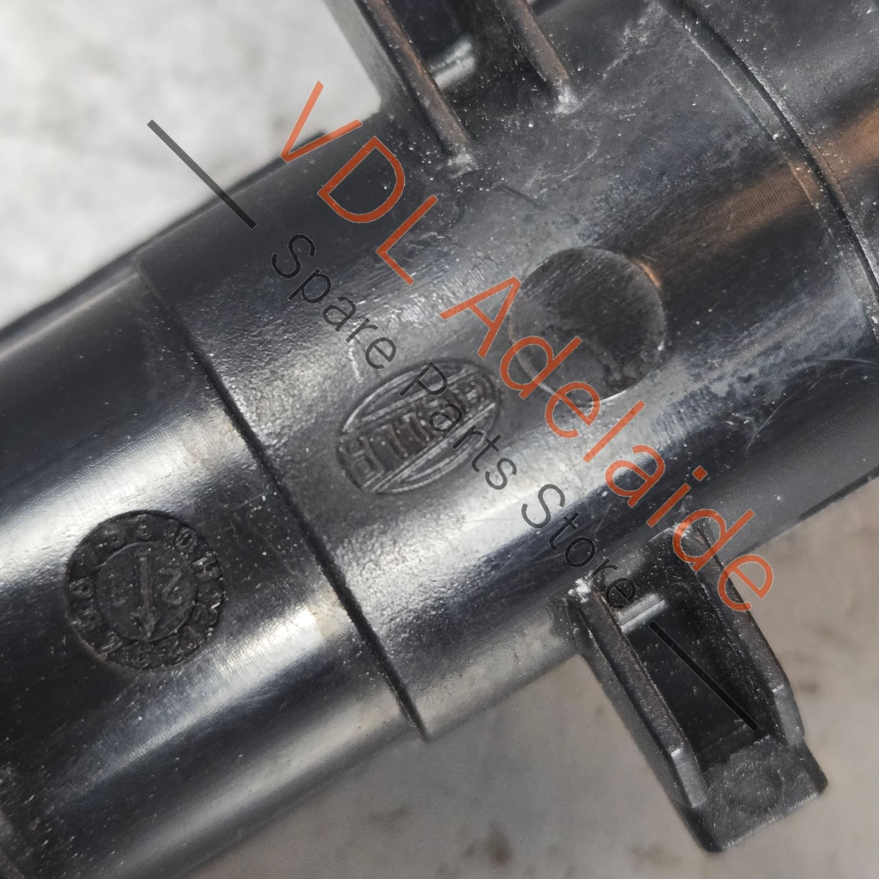 4K8955102    Audi RS7 Front Bumper Right side Headlight Washer 4K8955102