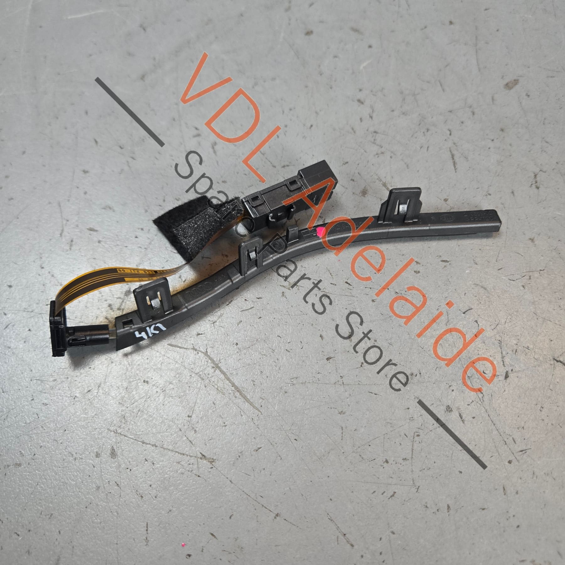 4K2947251A    Audi RS7 Fibre Optic Conductor for Left drivers side dashboard for RHD 4K2947251A