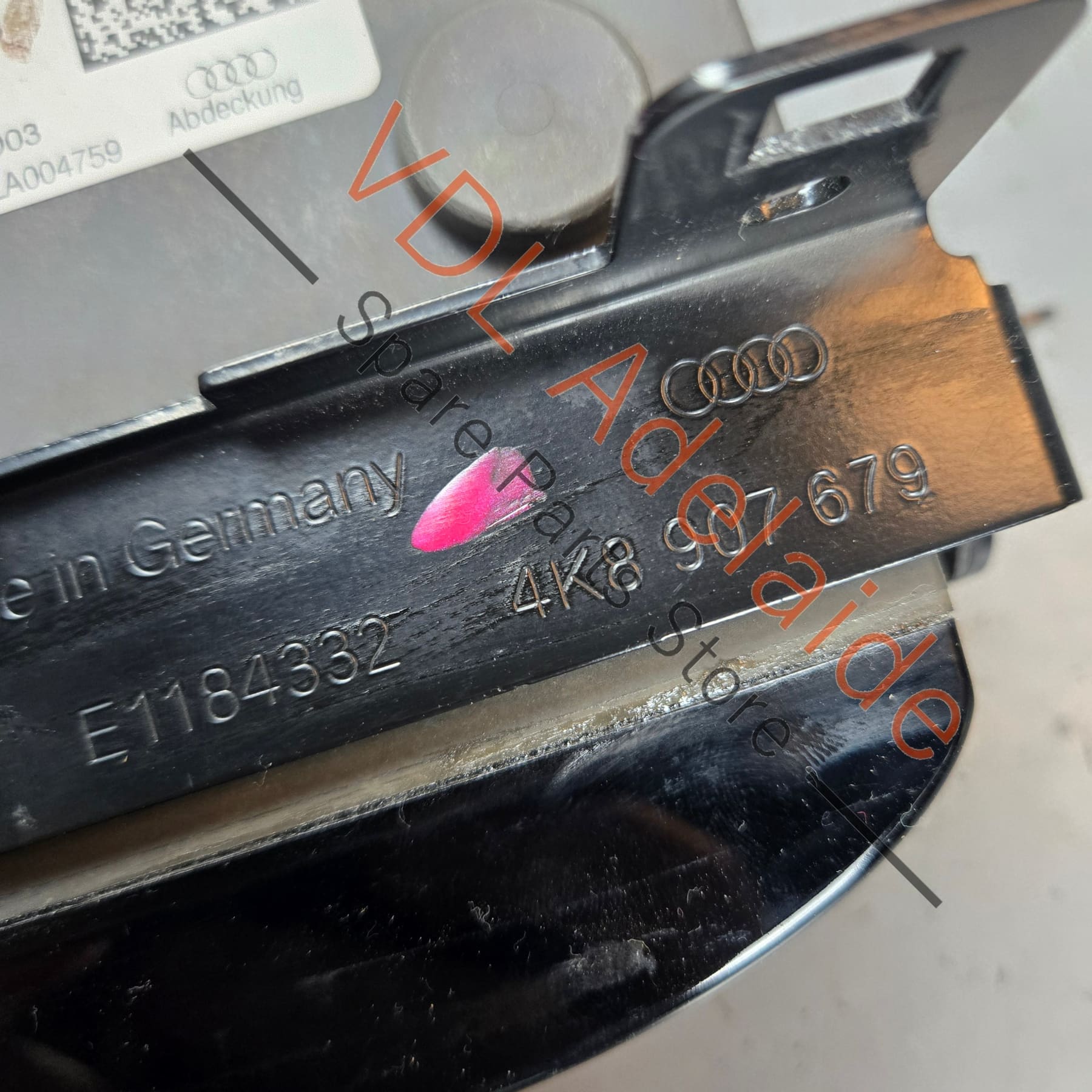 4K8907636    Audi RS7 Front Laser Housing Mounting Bracket for Distance Cruise Control 4K8907636