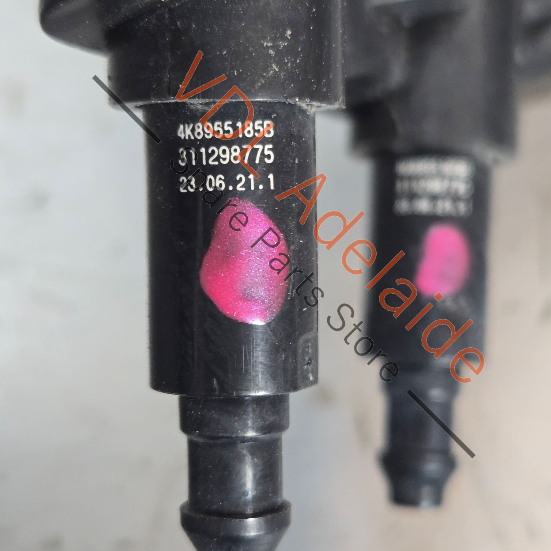 4K8955195 4K8955185B   Audi RS6 RS7 Washer Jet for Laser Guided Cruise Control 4K8955185B 4K8955195