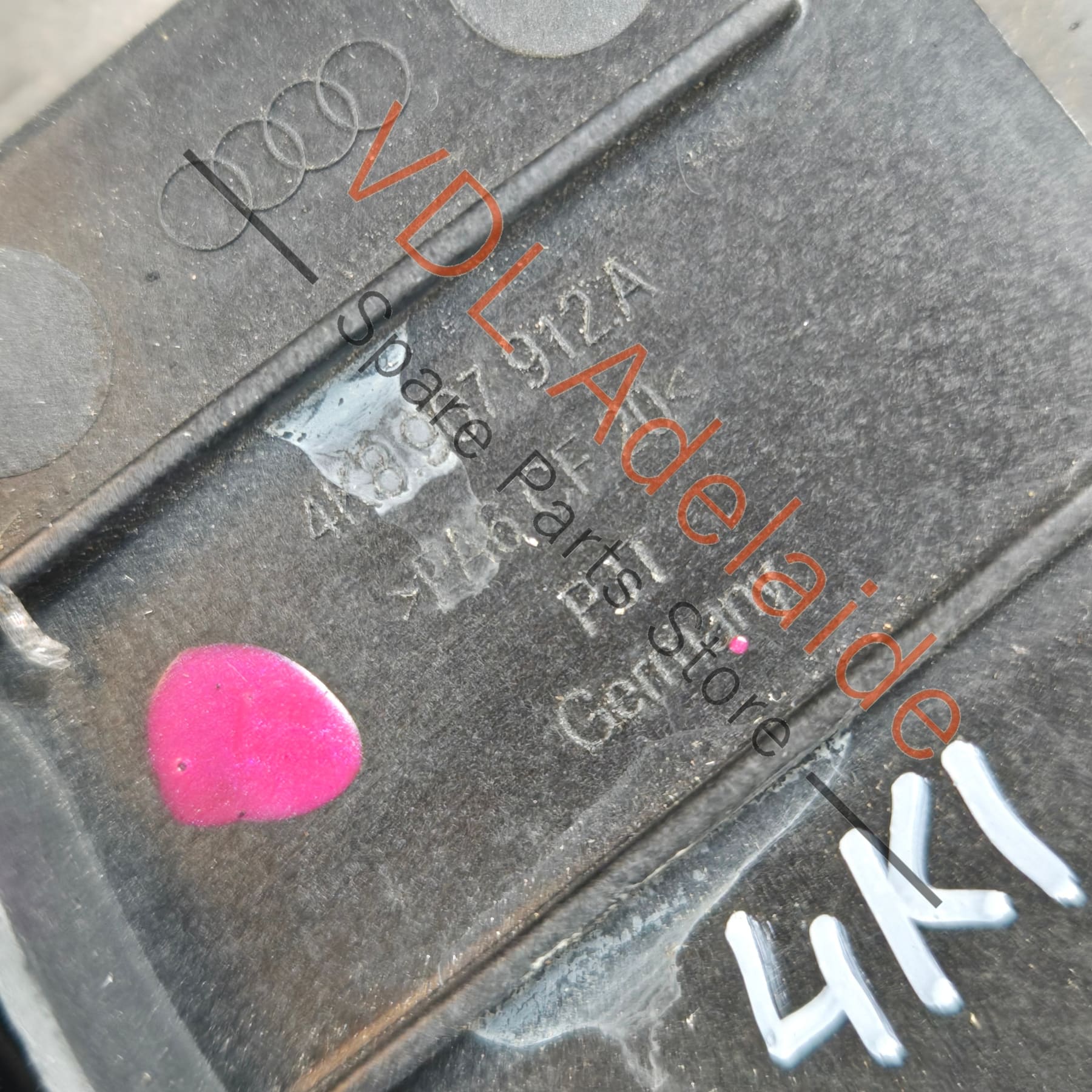 4N0907669AM    Audi A6 A7 Q8 Front Right Lane Change Assist Radar Sensor 4N0907669AM