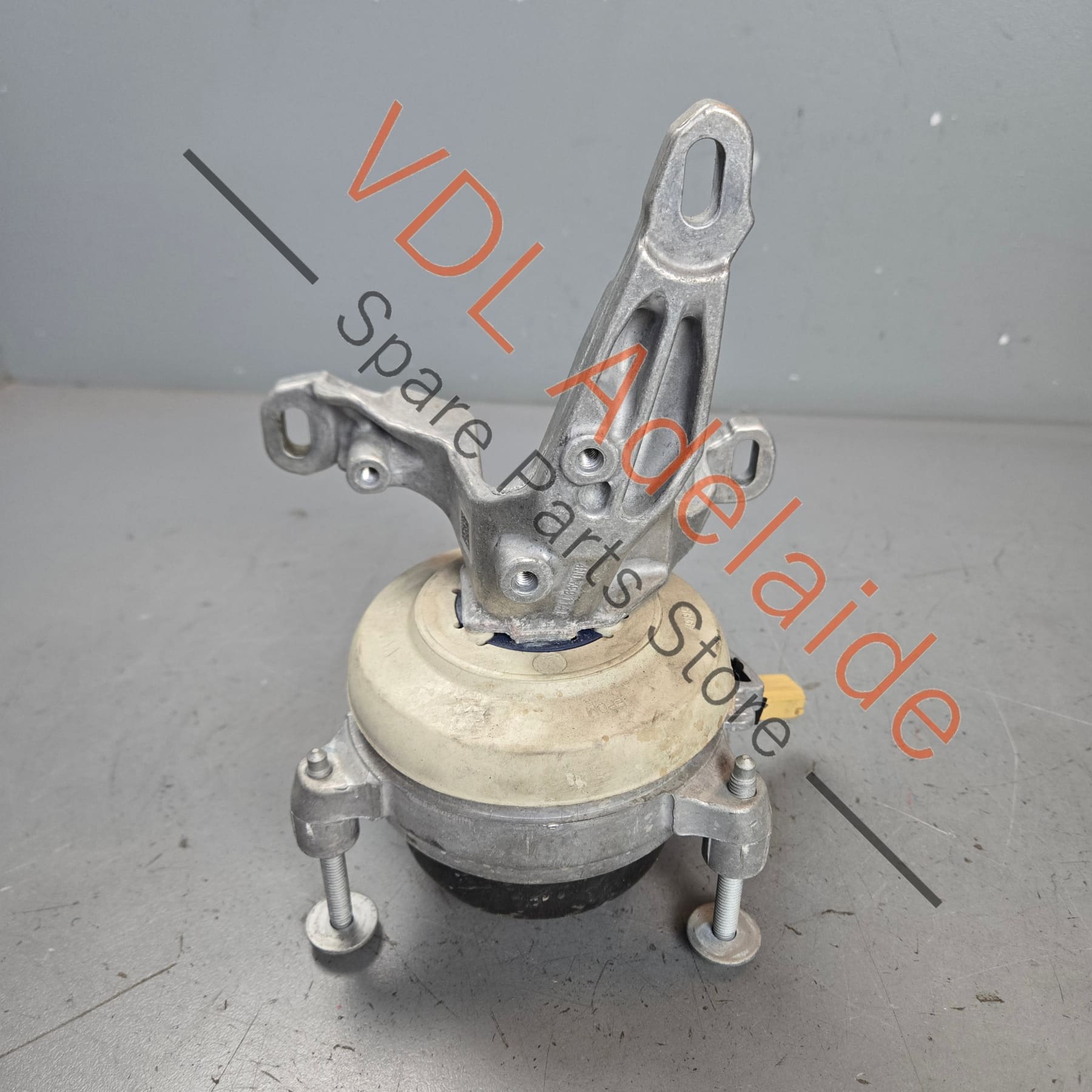 4M0399152N    Audi RS7 Gearbox Mount Mounting Bush Right 4M0399152N