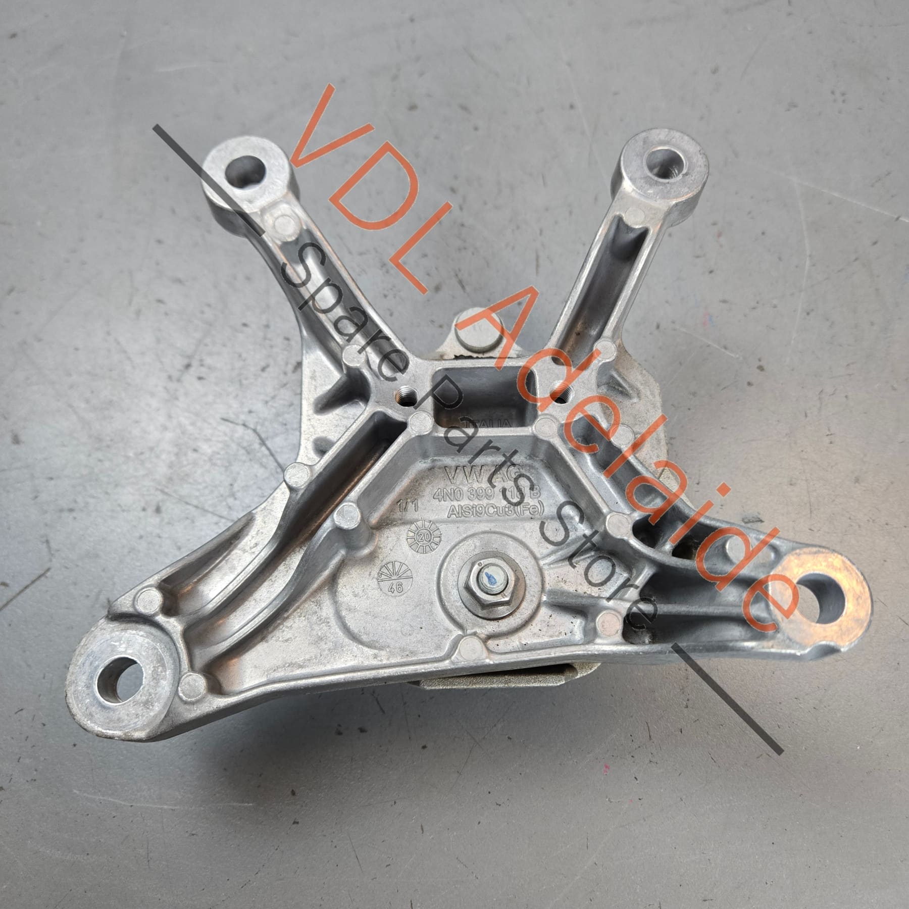 8W0399156BH 4N0399118B   Audi RS7 Gearbox Mount Mounting Bush Rear 8W0399156BH 4N0399118B