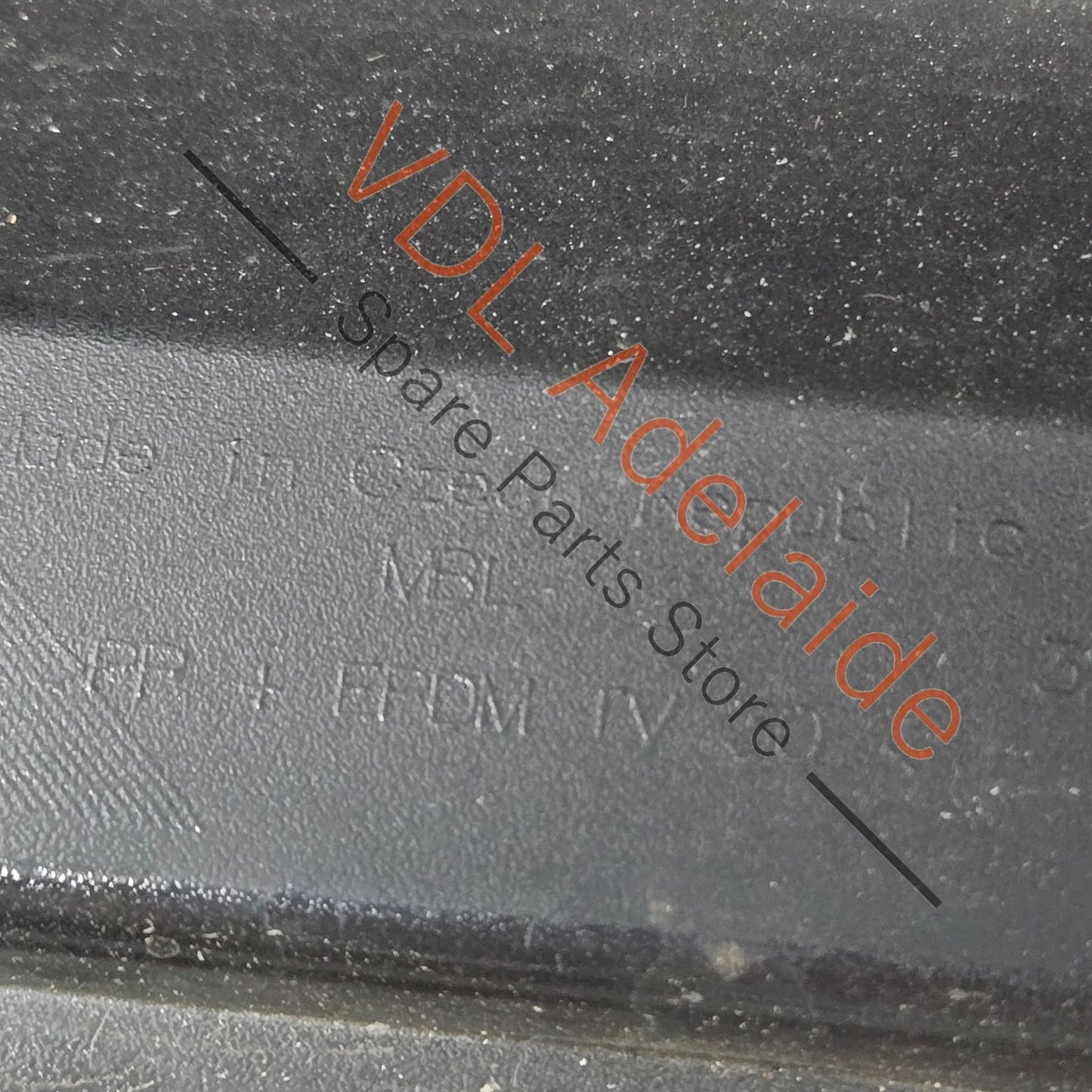 4K8854868B 4K8853860B   Audi RS6 RS7 C8 2021 2022 Right Side Sideskirt Rocker Panel Trim with Carbon Sideblade 4K8853860B 4K8854868B