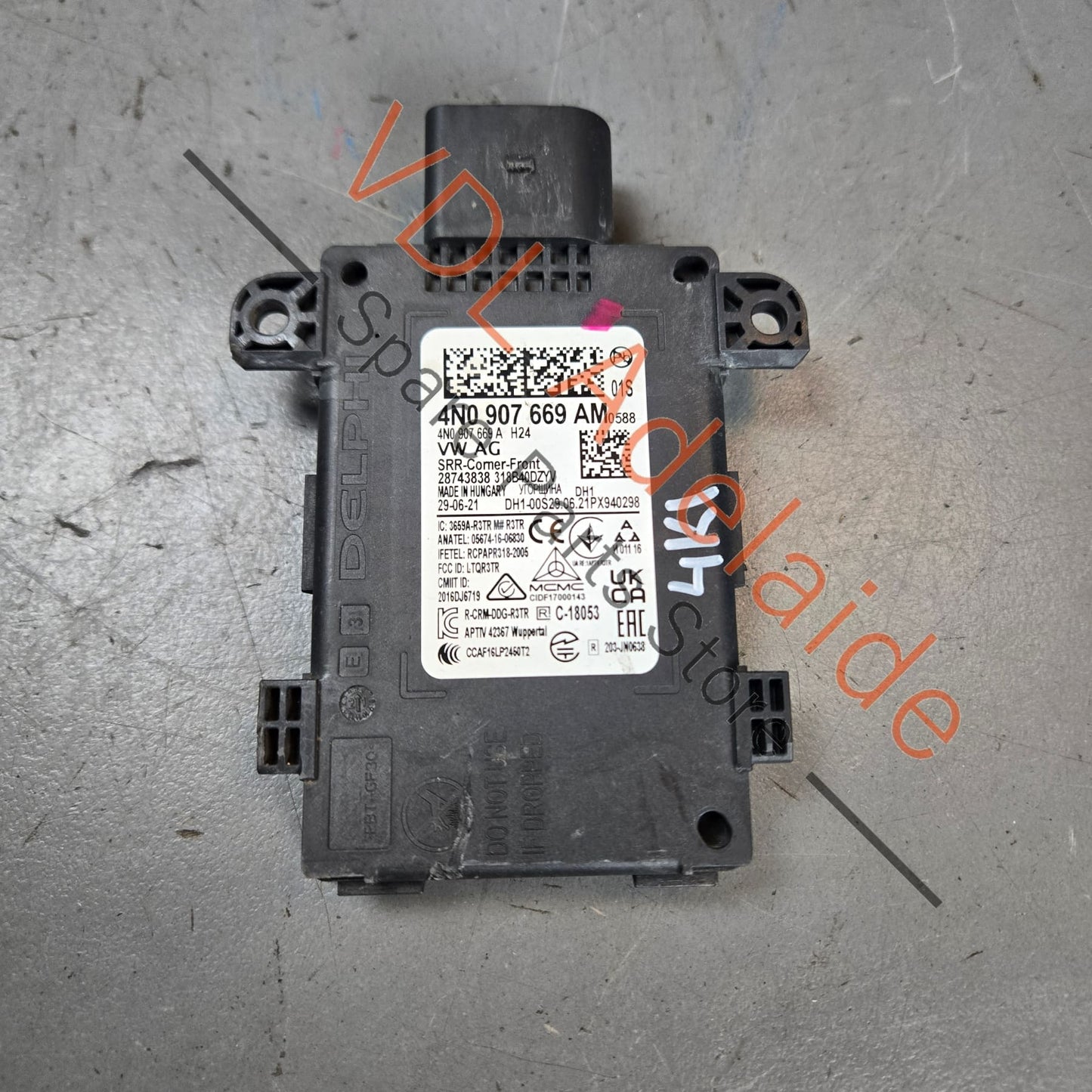 4N0907669AM    VW Audi Object detection sensor radar Front Right 4N0907669AM