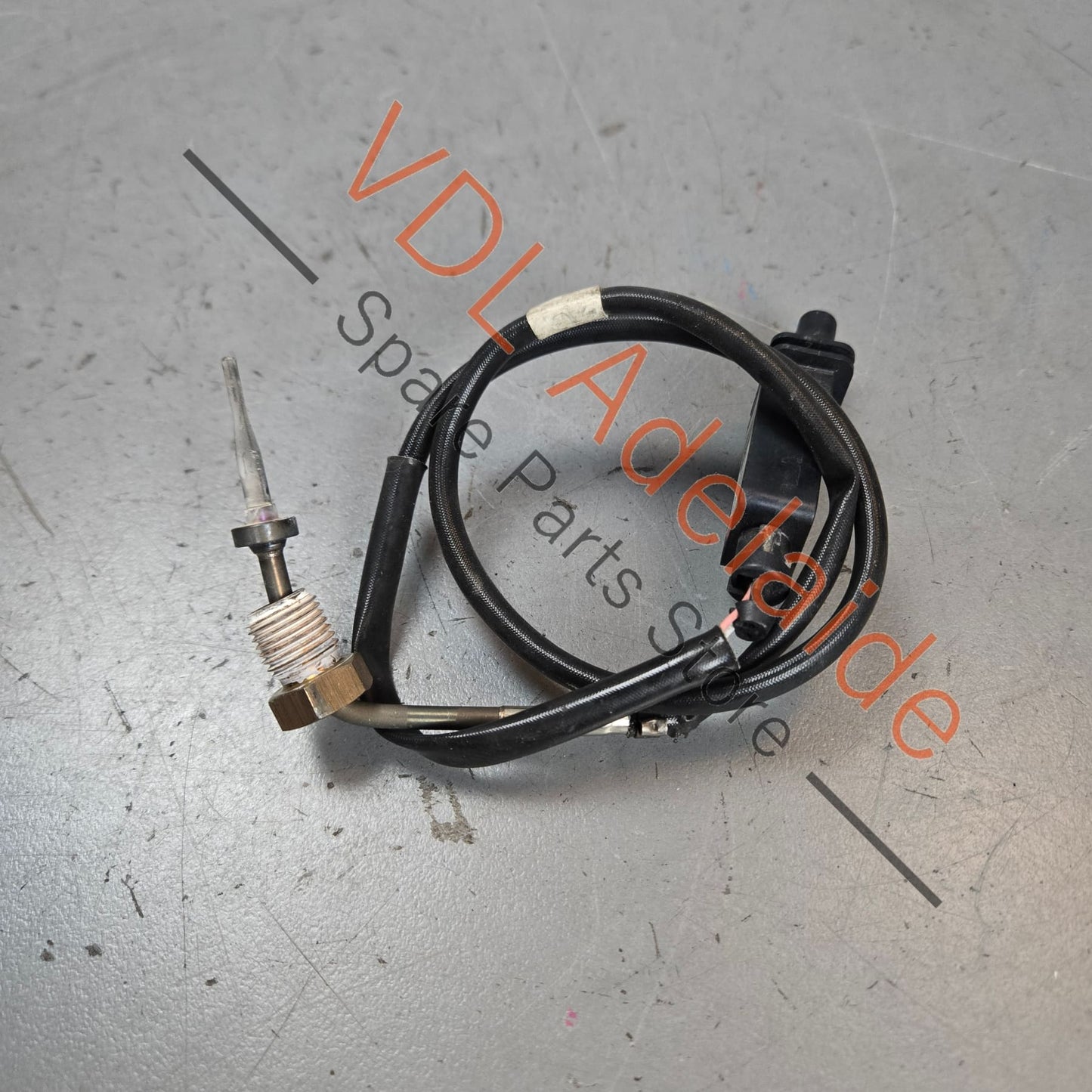 4N0919529B    Audi VW Exhaust Temperature Sensor 4N0919529B