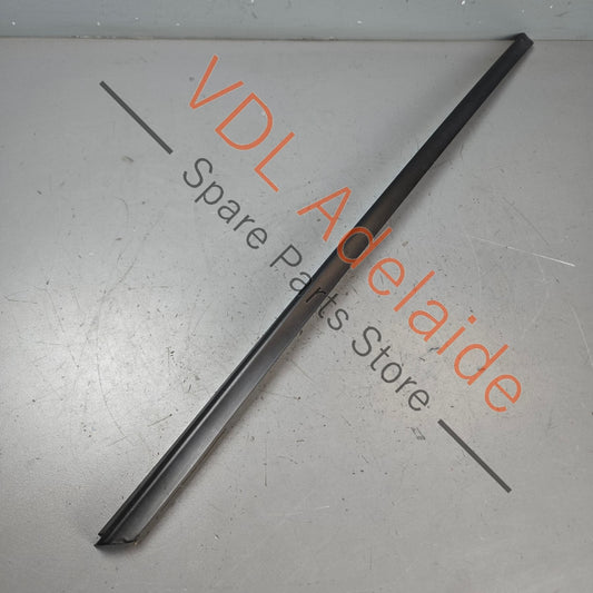 4K8854327    Audi A7 S7 RS7 Front Windscreen Left Water Deflector Strip Rubber Seal 4K8854327