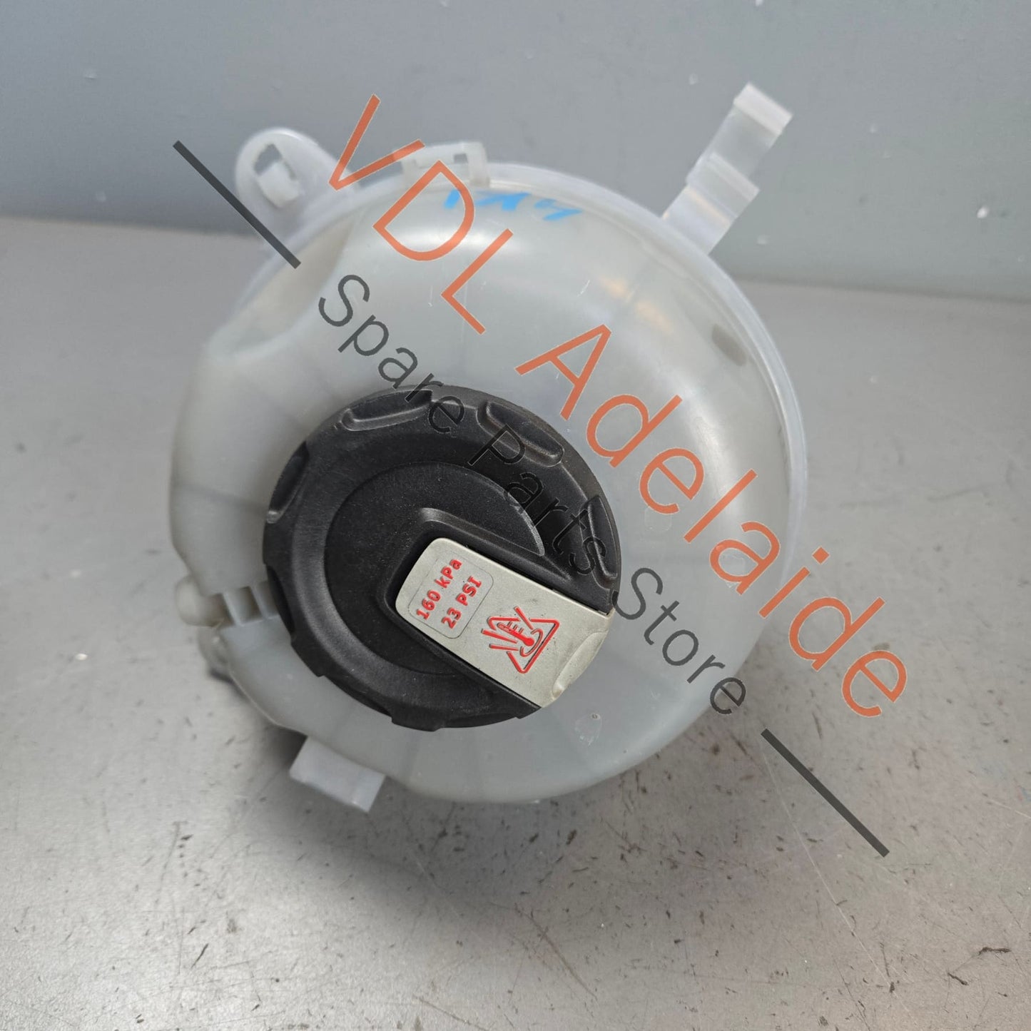 
4K0121405AC    Audi A6 A7 RS6 RS7 Coolant Reservoir Tank Bottle 4K0121405AC