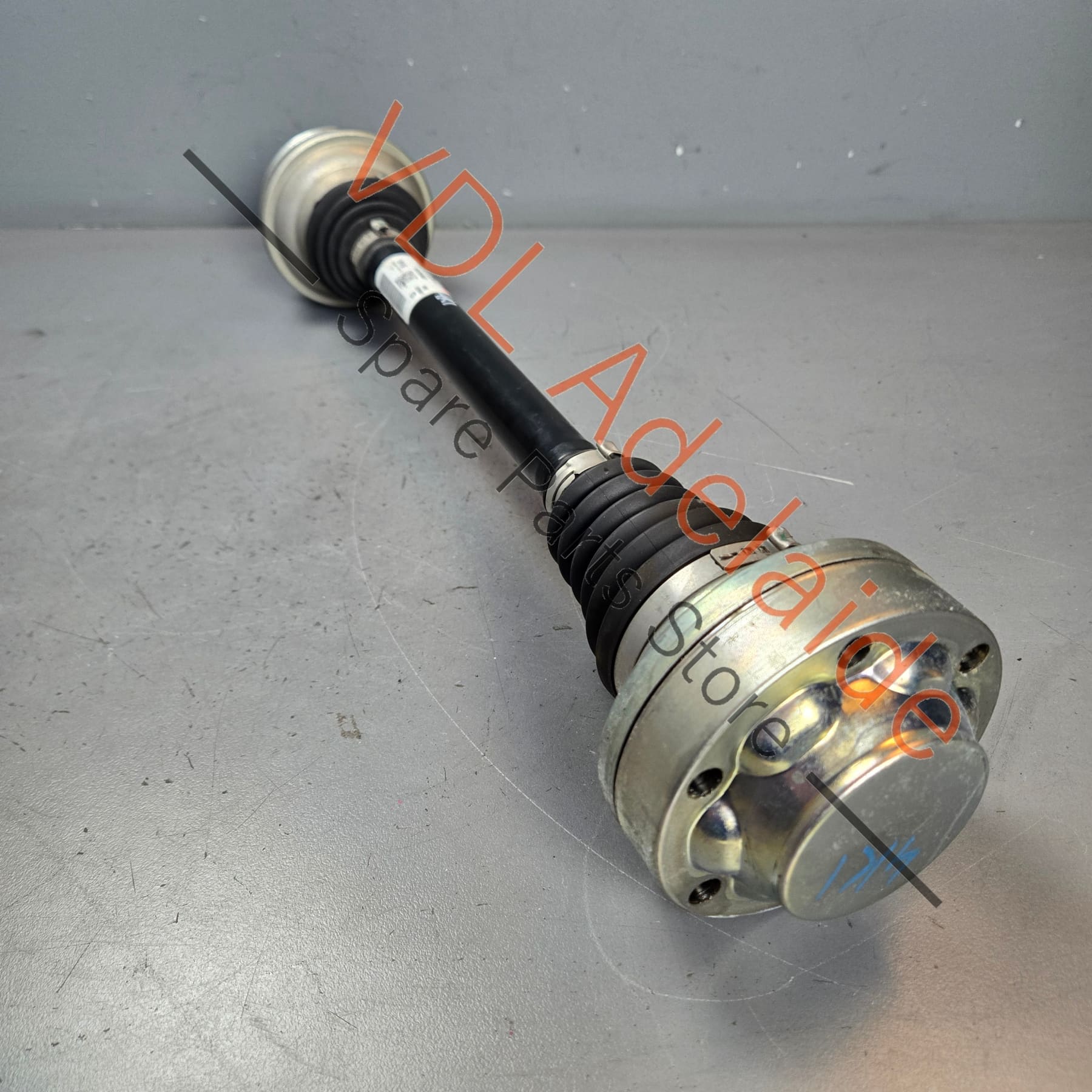 4N0501204C    Audi RS6 RS7 Rear Right Driveshaft 4N0501204C