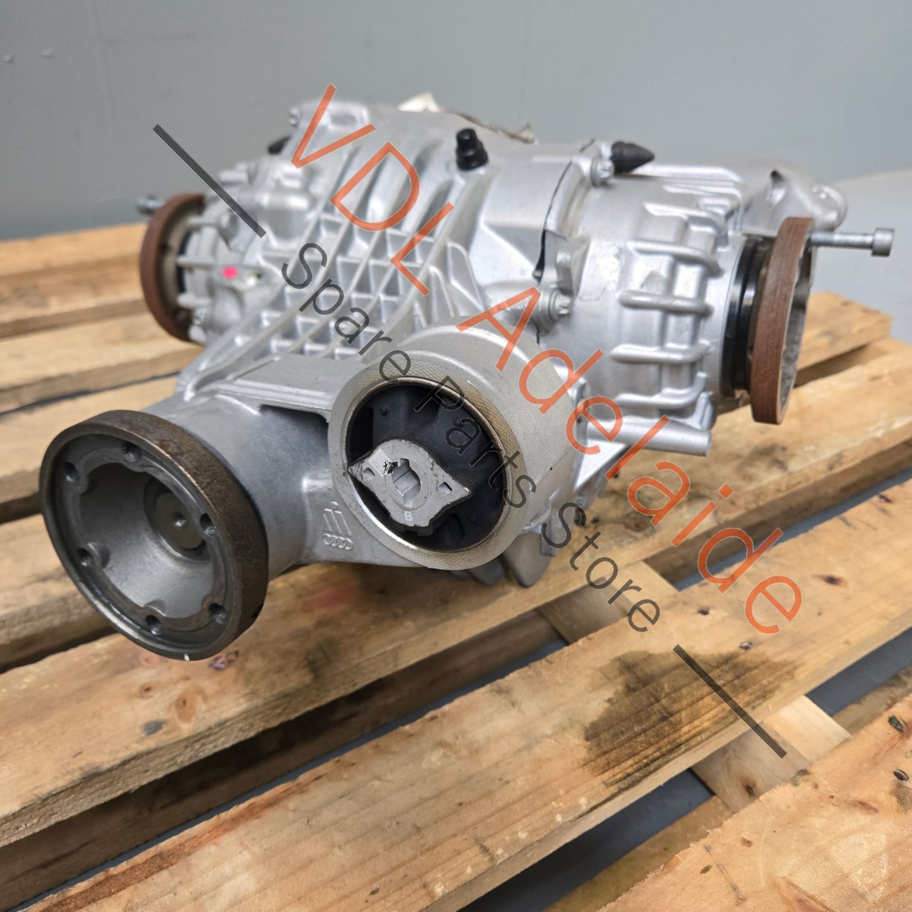 0BX500043D    Audi RS6 RS7 Rear Differential with Torque Vectoring 0BX500043D 43:1