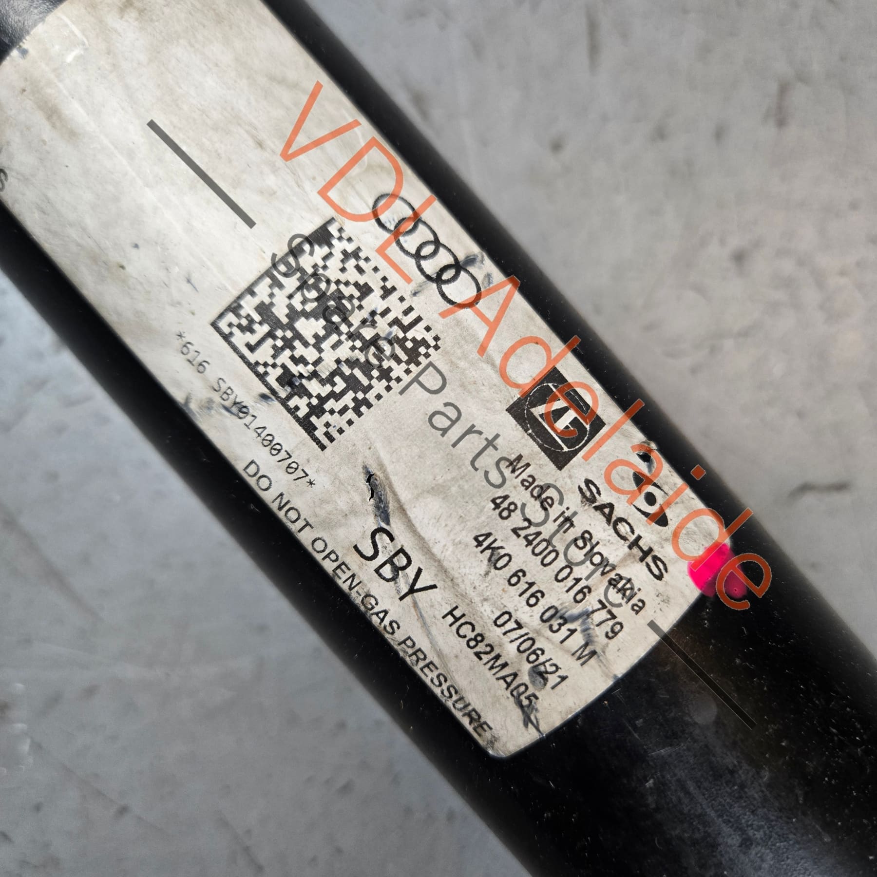 4K0616031M 4K0616031J   Audi RS6 RS7 Rear Suspension Strut Shock Absorber 4K0616031M 4K0616031J