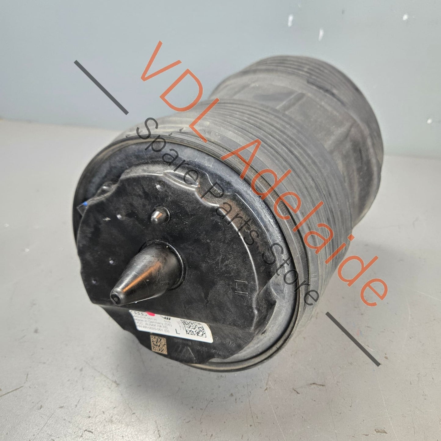 4K0616001H    2021 2022 2023 Audi RS6 RS7 S6 S7 Rear Left Air Suspension Spring 4K0616001H