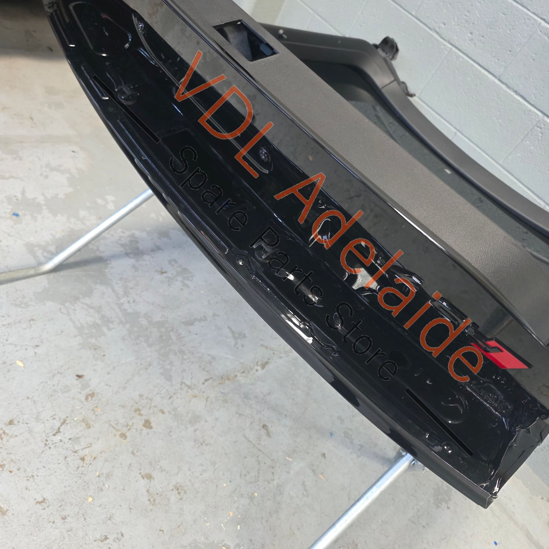 4K8827025A    Audi A7 S7 RS7 Rear Boot Lid Hatch Trunk Panel with Glass 4K8827025A 4K8845501FNVB