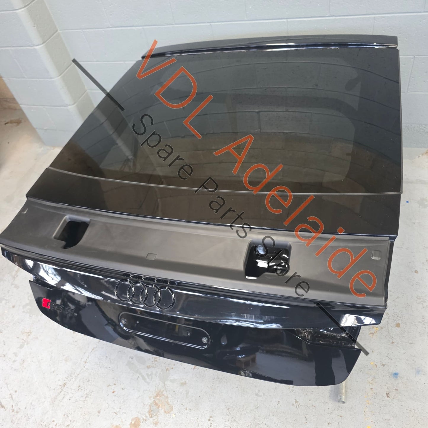 4K8827025A    Audi A7 S7 RS7 Rear Boot Lid Hatch Trunk Panel with Glass 4K8827025A 4K8845501FNVB