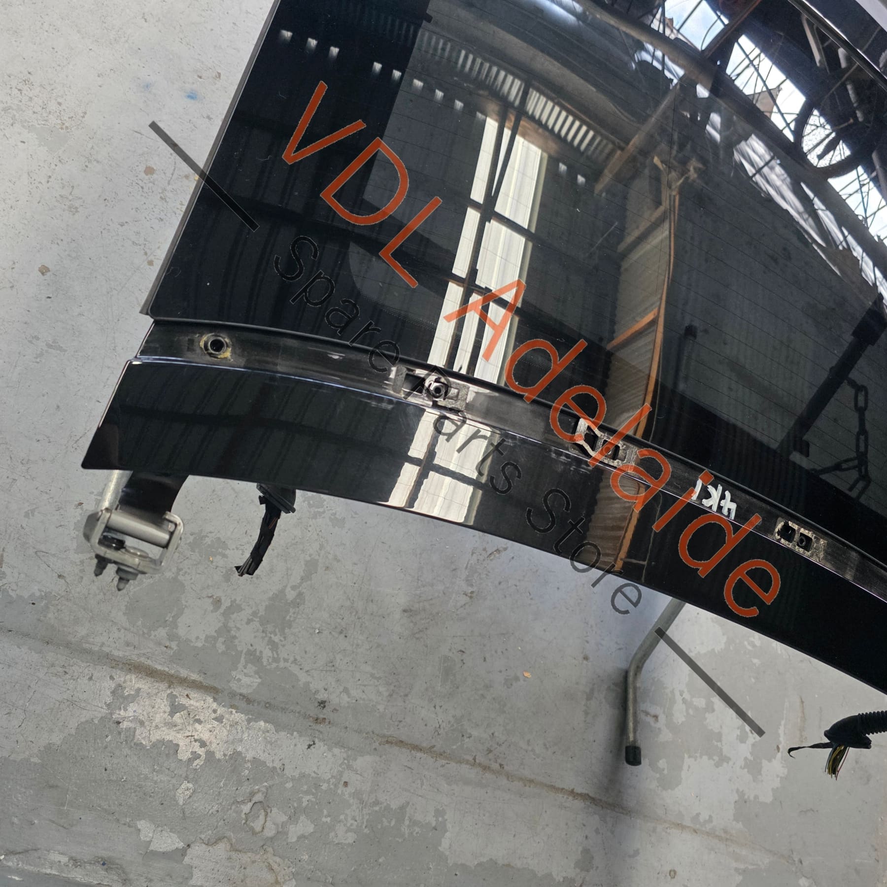 4K8827025A    Audi A7 S7 RS7 Rear Boot Lid Hatch Trunk Panel with Glass 4K8827025A 4K8845501FNVB