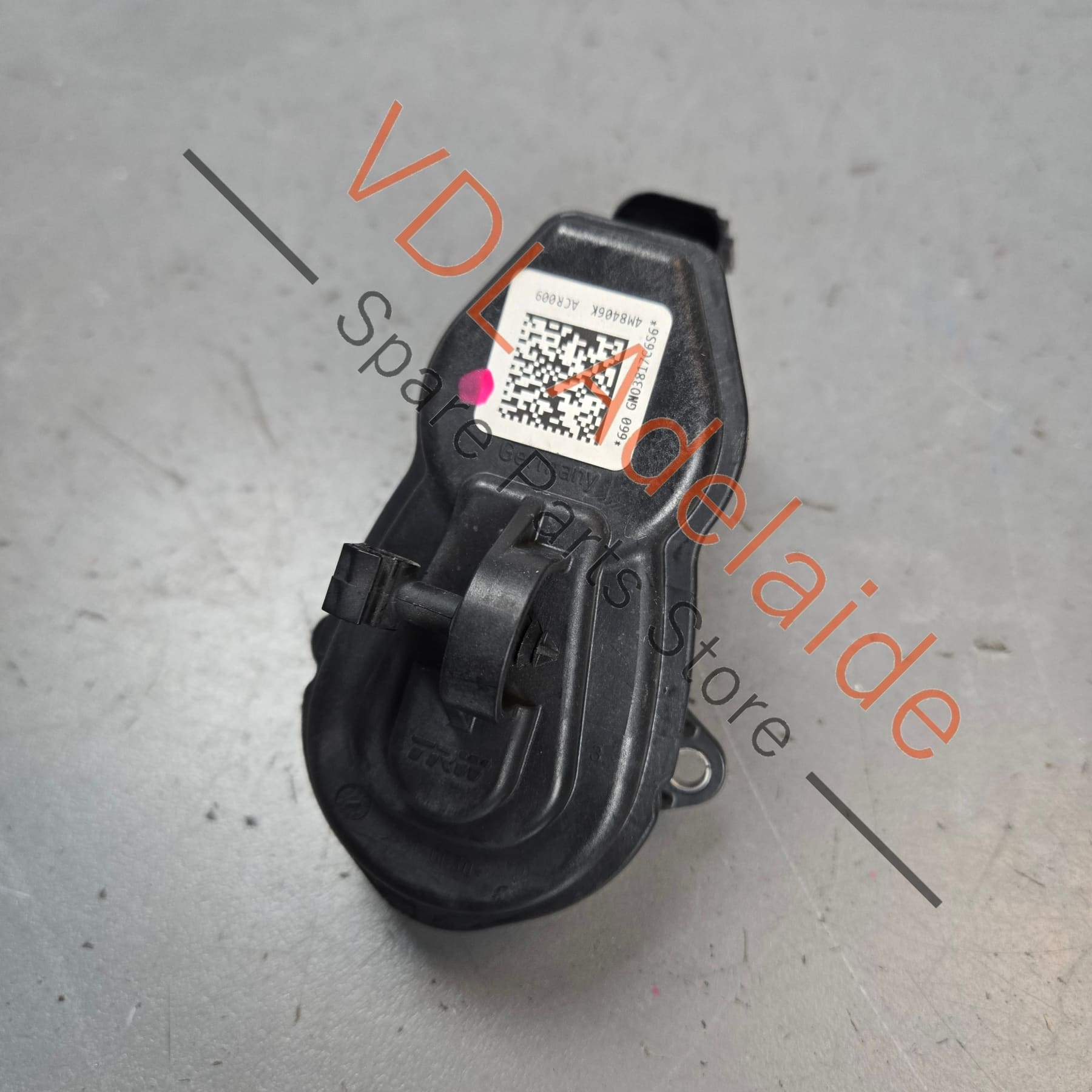 4M0998281    Audi Electronic Park Brake Servo Servomotor 4M0998281