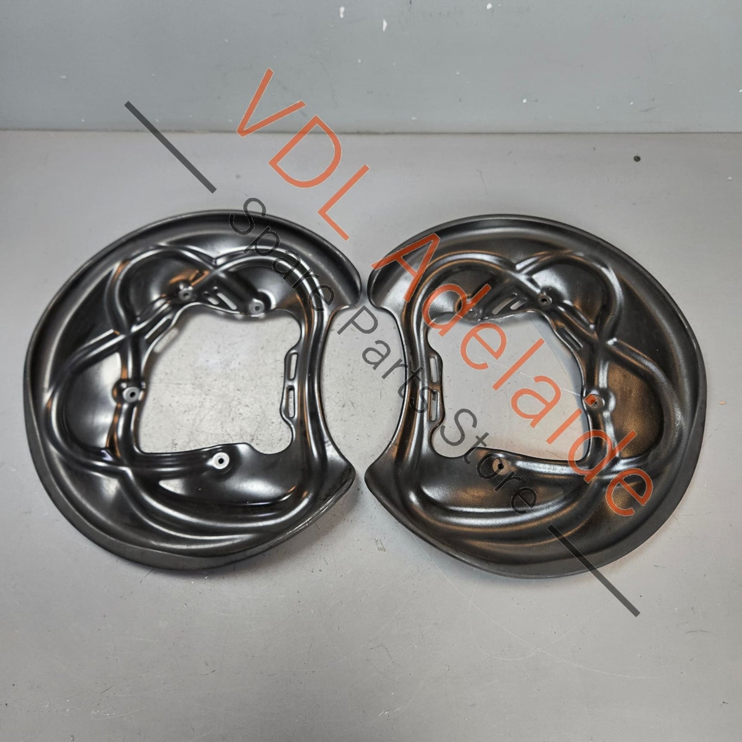 4M0615611B 4M0615612B   Audi RS7 Rear Brake Disc Cover Guard Set for Carbon Ceramic Rotor 4M0615611B 4M0615612B