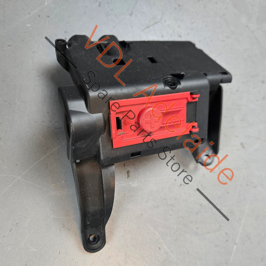 4K0941823J    Audi 4K0941823J Junction box - Battery Connection Potential distributor