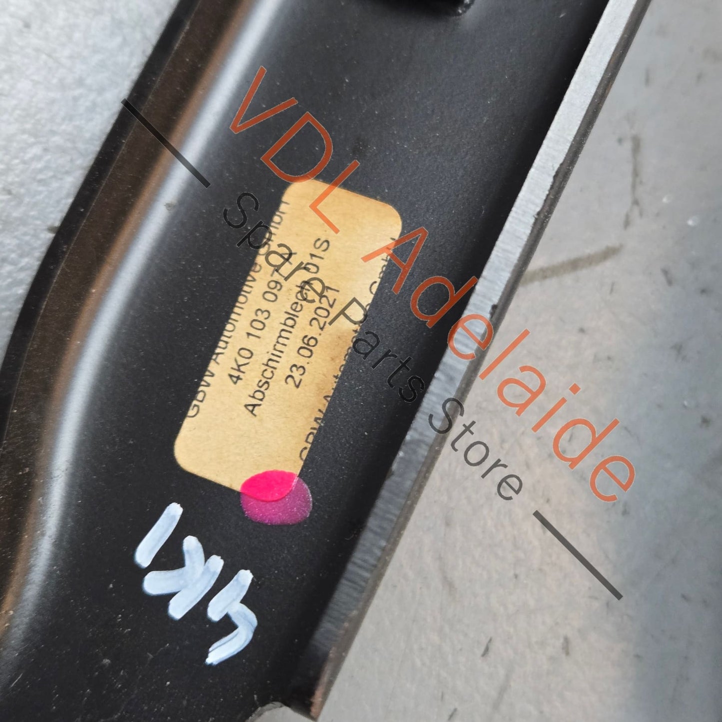 4K0103097A    Audi RS7 Engine Guard Plate 4K0103097A 4K0103098A