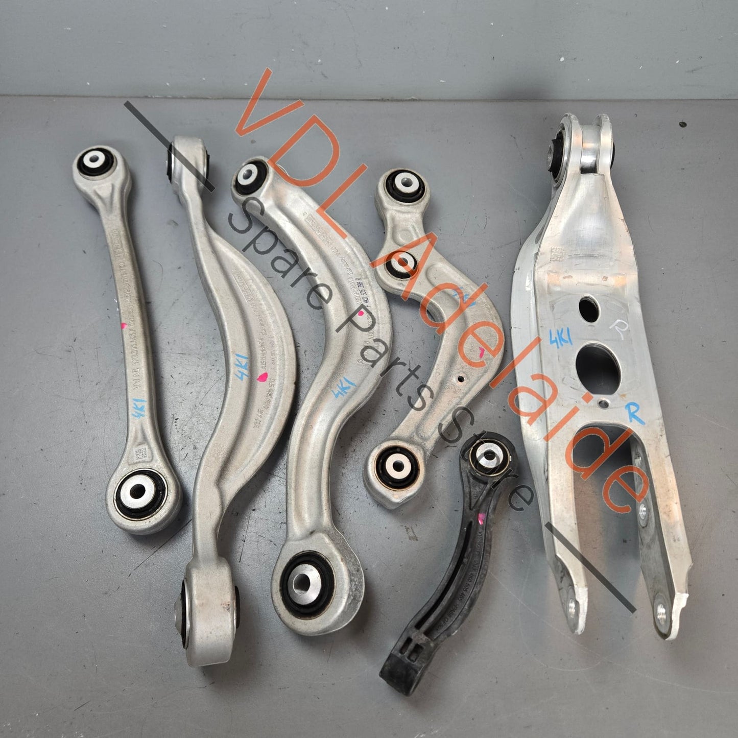 4M0505292F 4M0505323G 80A505311B 4M0501529L Audi RS6 RS7 Rear Right Suspension Arm Wishbone Set 4M0505292F 4M0505323G 80A505311B 4M0501529L 4K0505398A