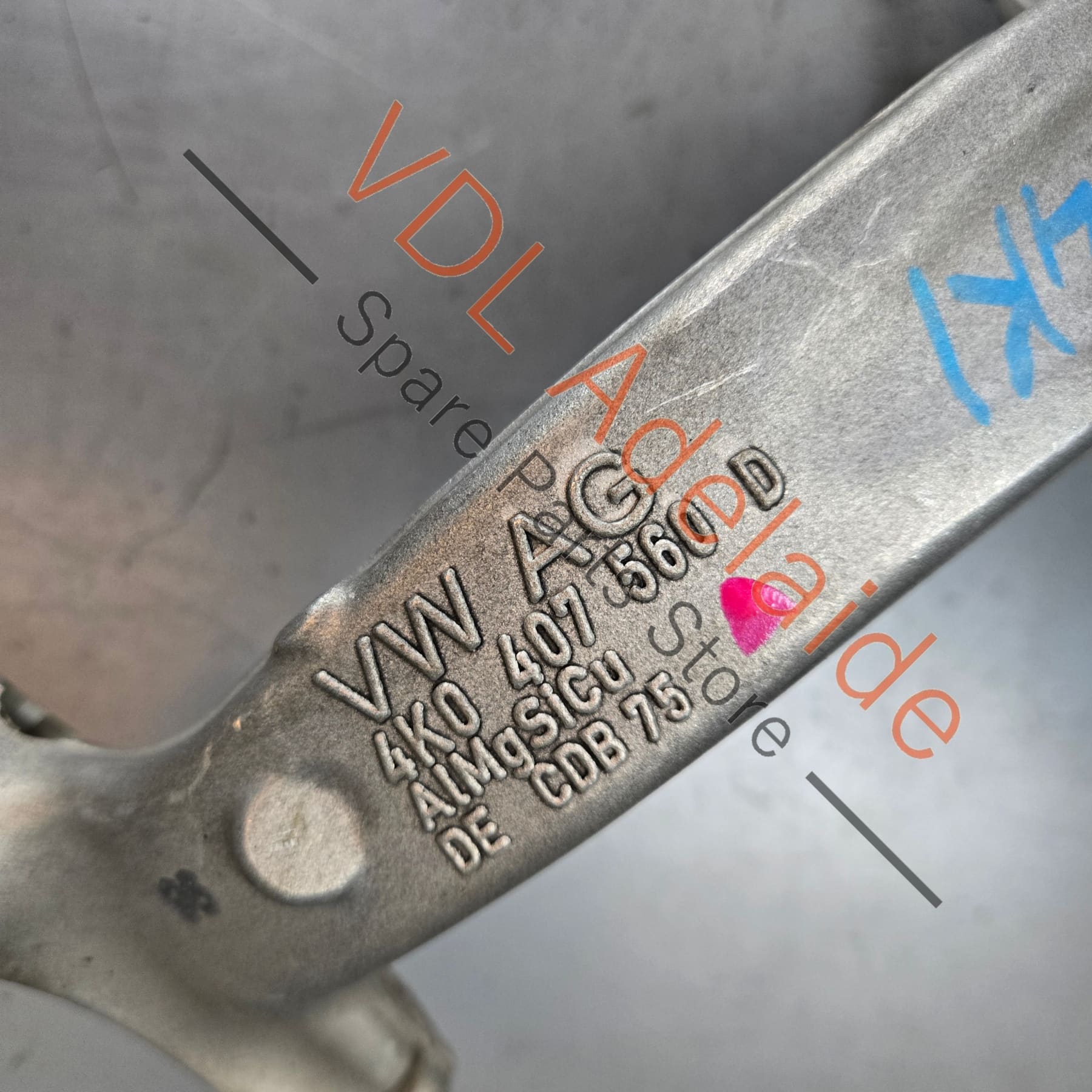 4K0407254C 4K0407560D   Audi RS6 RS7 Front Right Suspension Steering Knuckle Hub Wheel Bearing Housing 4K0407254C 4K0407560D