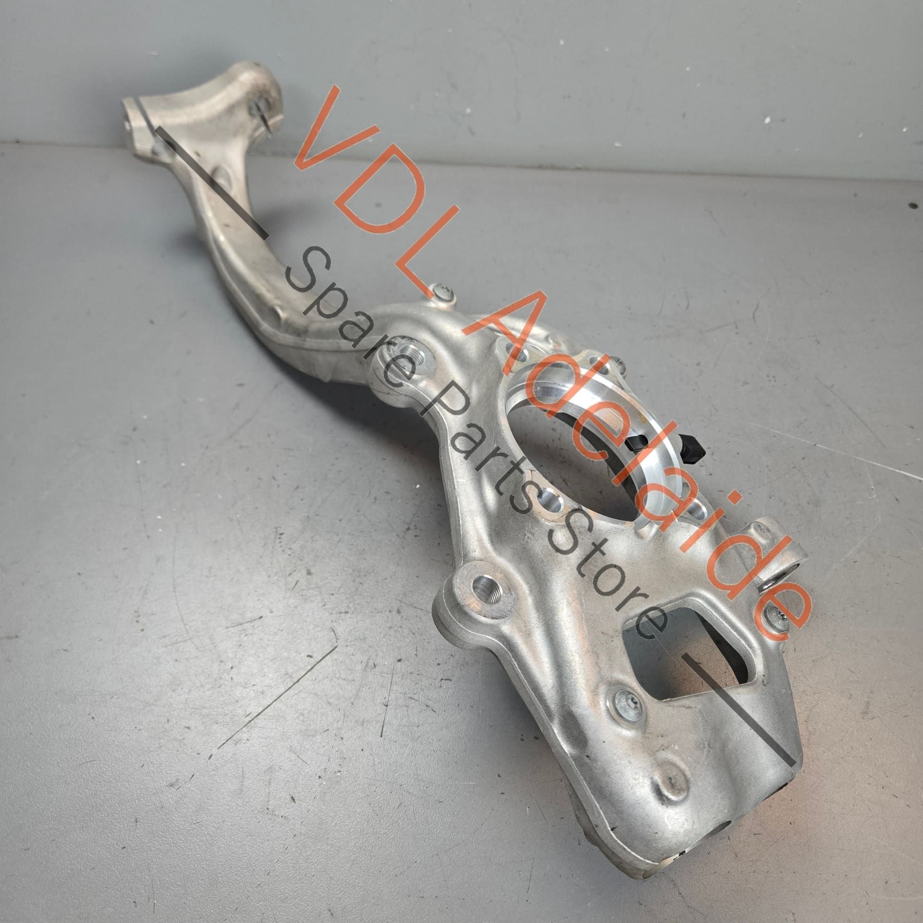 4K0407254C 4K0407560D   Audi RS6 RS7 Front Right Suspension Steering Knuckle Hub Wheel Bearing Housing 4K0407254C 4K0407560D