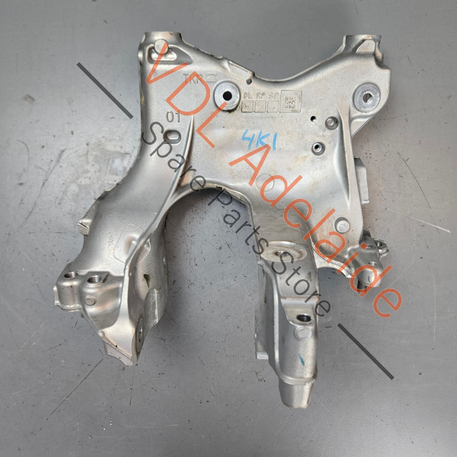 4K0399295C    Audi RS6 RS7 Front Left Subframe Suspension Mount Bracket Console 4K0399295C