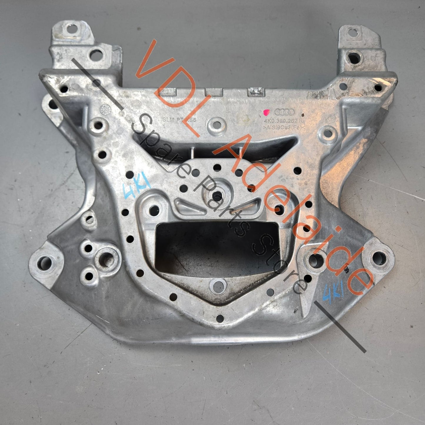 4K0399262R    Audi RS6 RS7 Gearbox Mounting Bracket 4K0399262R