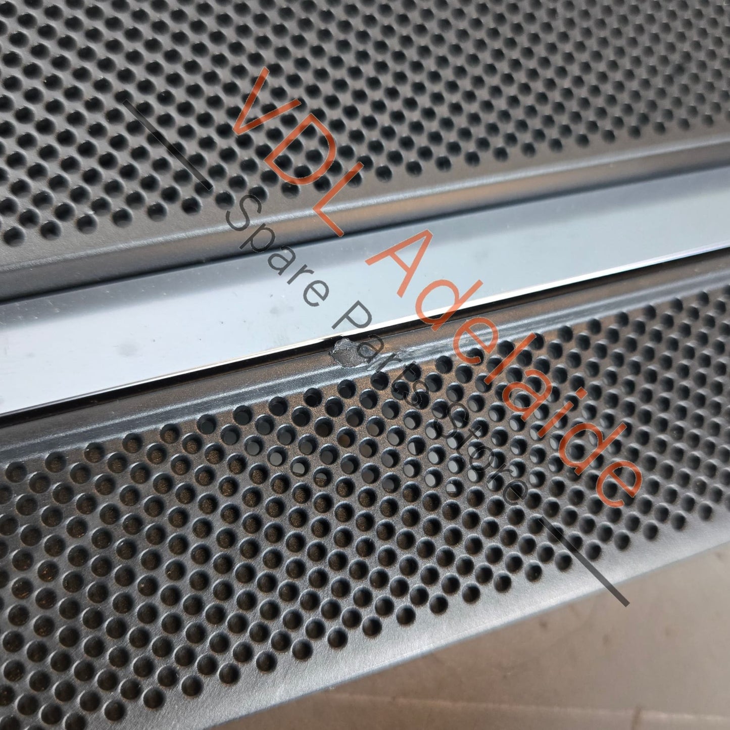 4K0035419A 4K0035420A   Audi RS7 Bang Olufsen Speaker Cover Trim Set 4K0035419A 4K0035420A