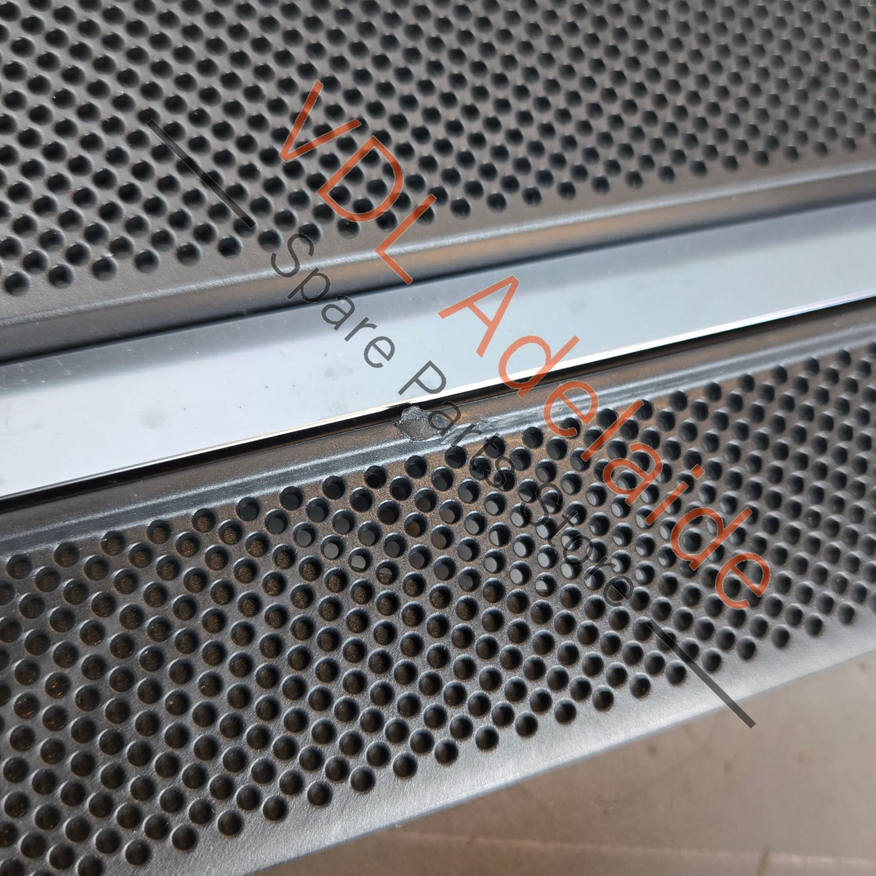 4K0035419A 4K0035420A   Audi RS7 Bang Olufsen Speaker Cover Trim Set 4K0035419A 4K0035420A