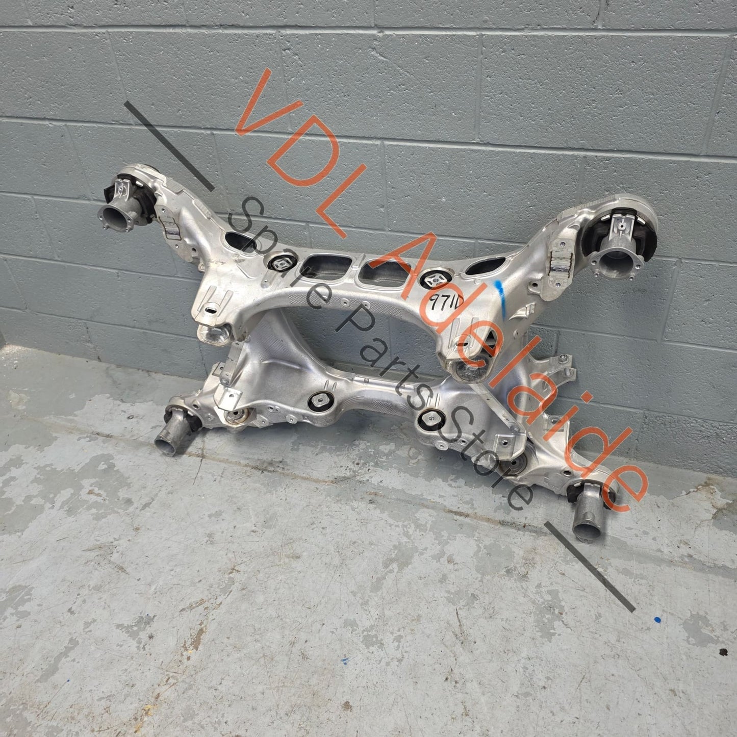 971599030AN 971599030AK    Porsche Panamera 971 Rear Suspension Subframe Cradle 971599030AK 971599030AN