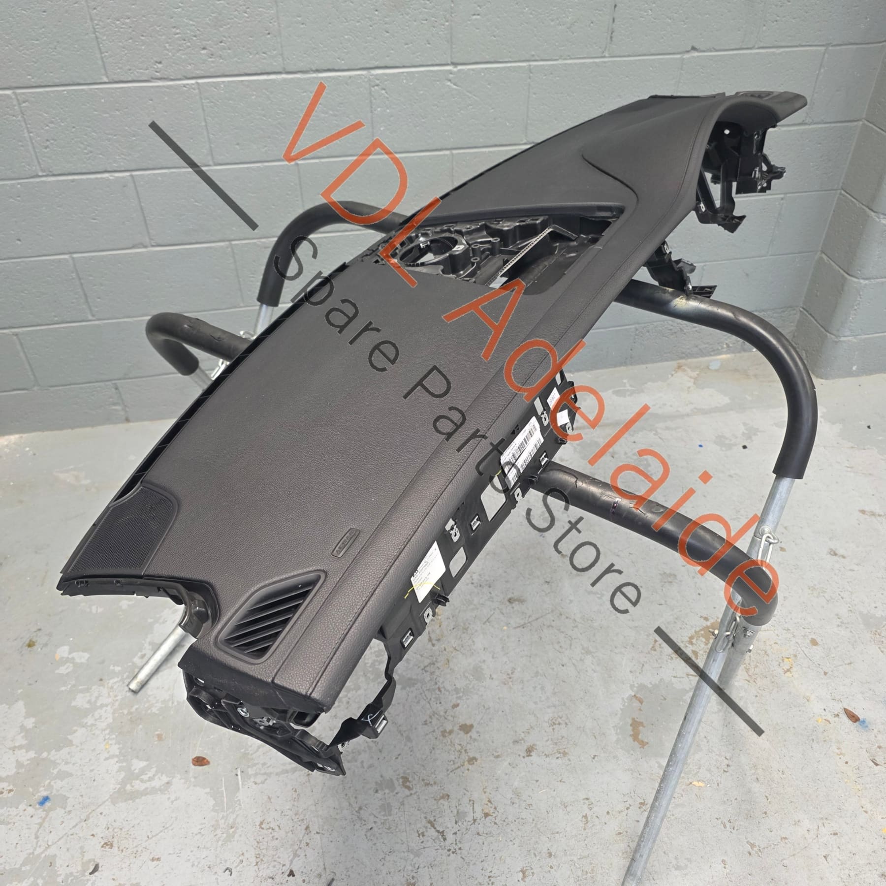 971857003S7P8 971880204    Porsche Panamera 971 2016-2024 RHD Dashboard with Airbag Kit 971857003S 7P8 971880204