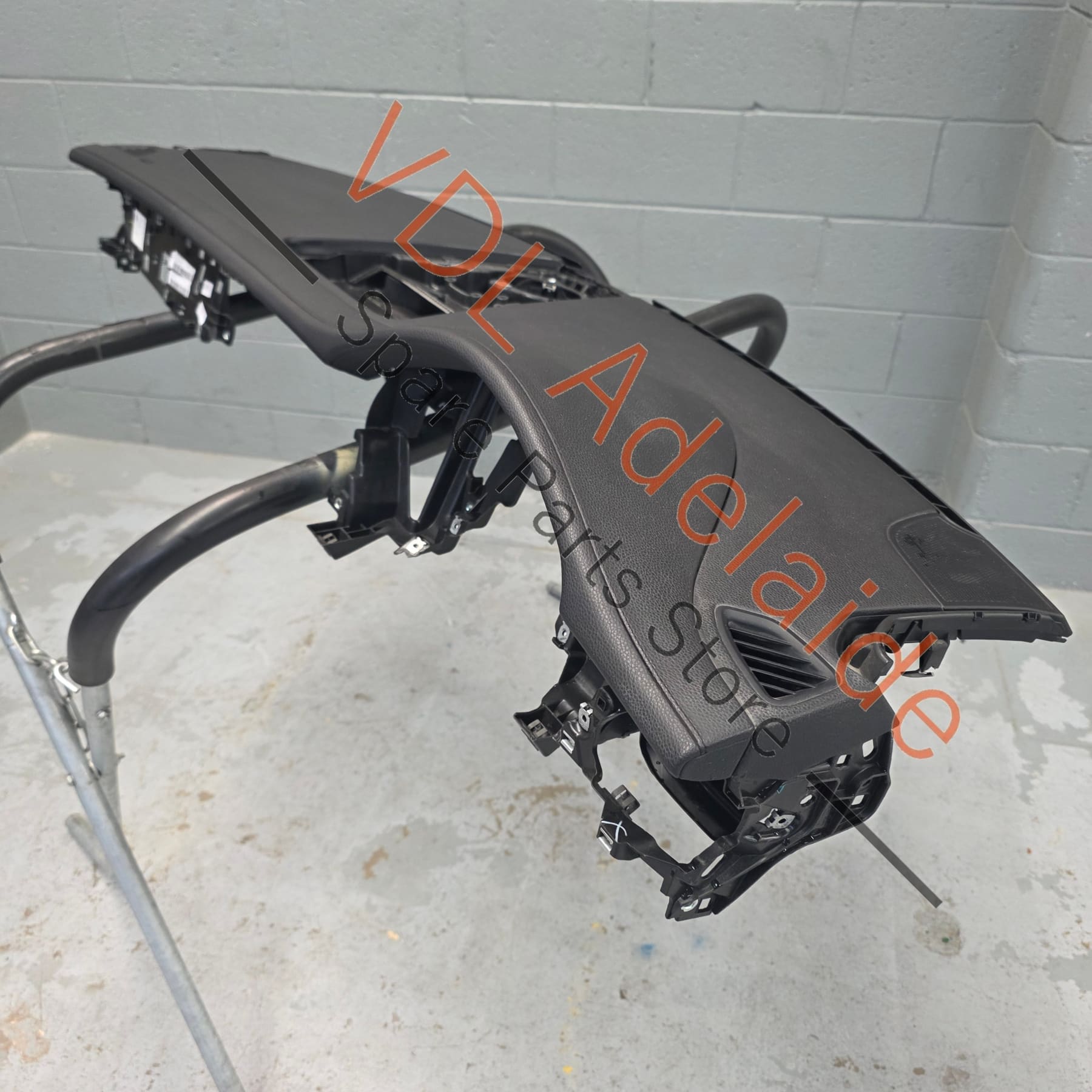 971857003S7P8 971880204    Porsche Panamera 971 2016-2024 RHD Dashboard with Airbag Kit 971857003S 7P8 971880204