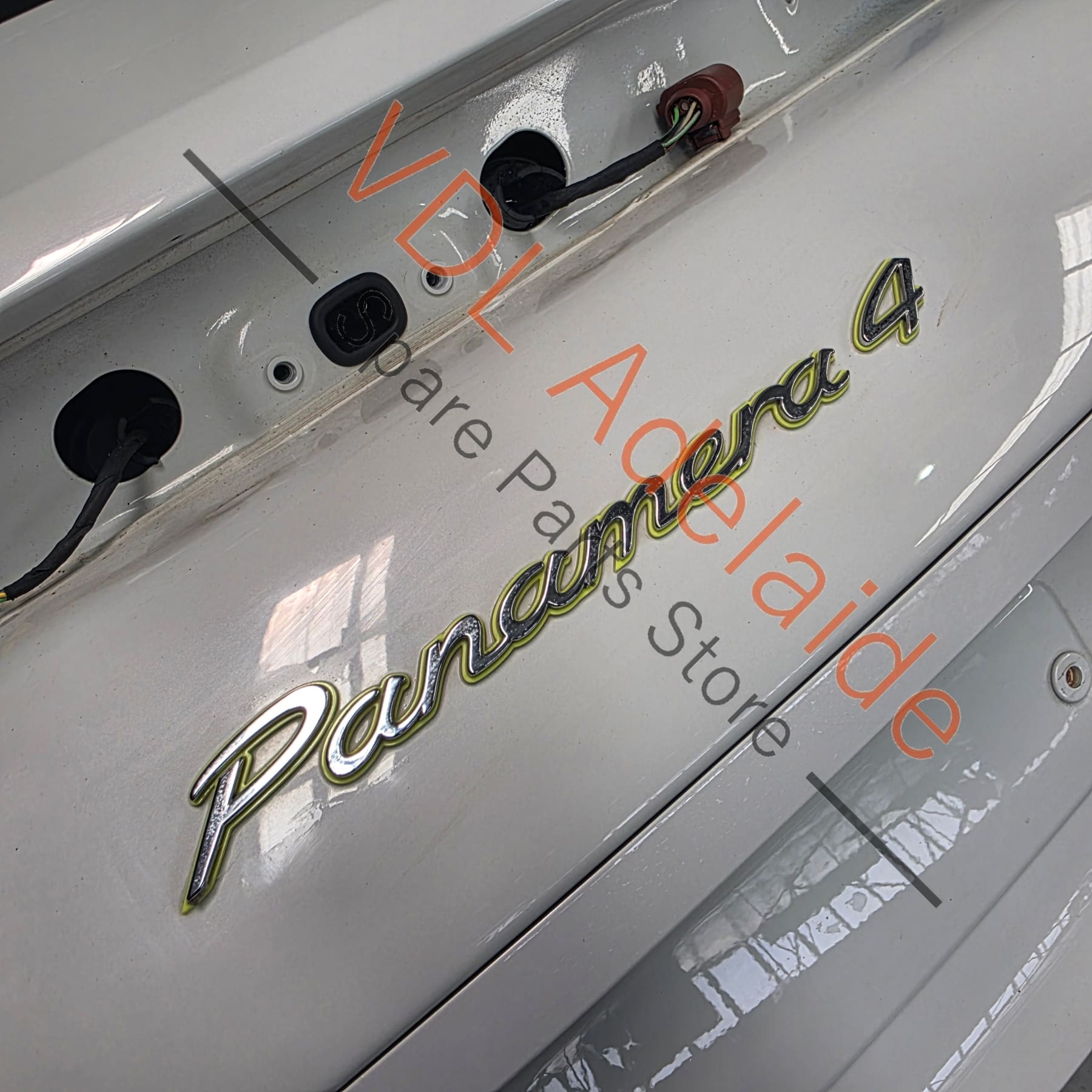 974827025AY     Porsche Panamera 971 Turismo Rear Hatch Boot Trunk Panel Lid Carrara White S9R / 2Y 974827025AY