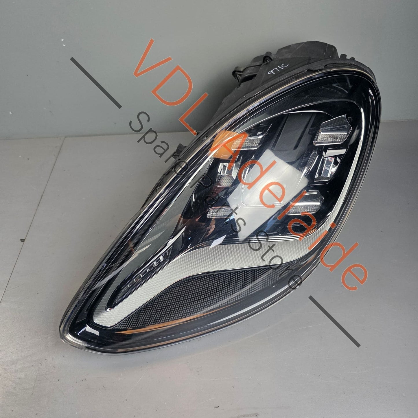 971941043L 971941043J 971941043G   Porsche Panamera 971 PDLS LED Headlight Left 971941043L