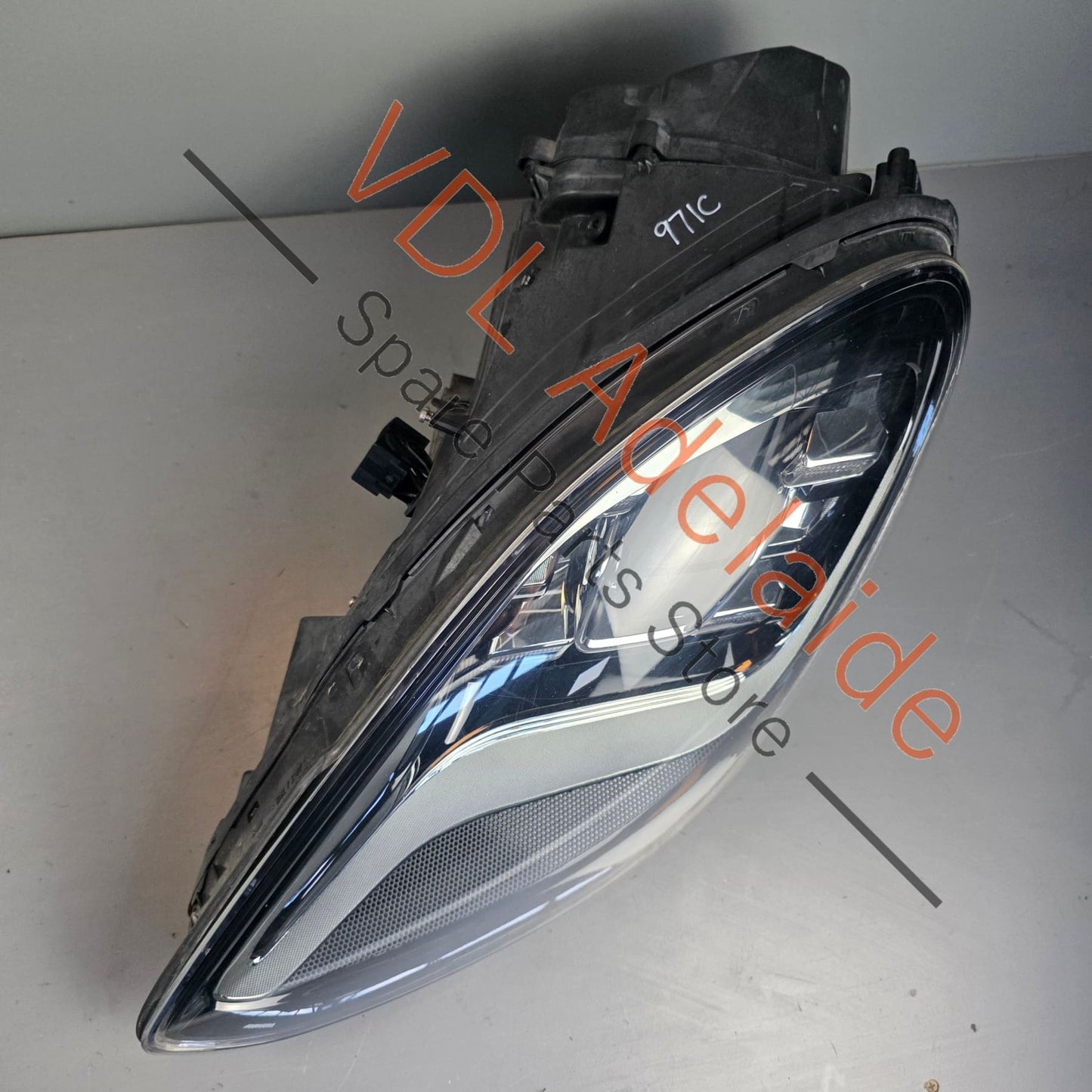 971941043L 971941043J 971941043G   Porsche Panamera 971 PDLS LED Headlight Left 971941043L