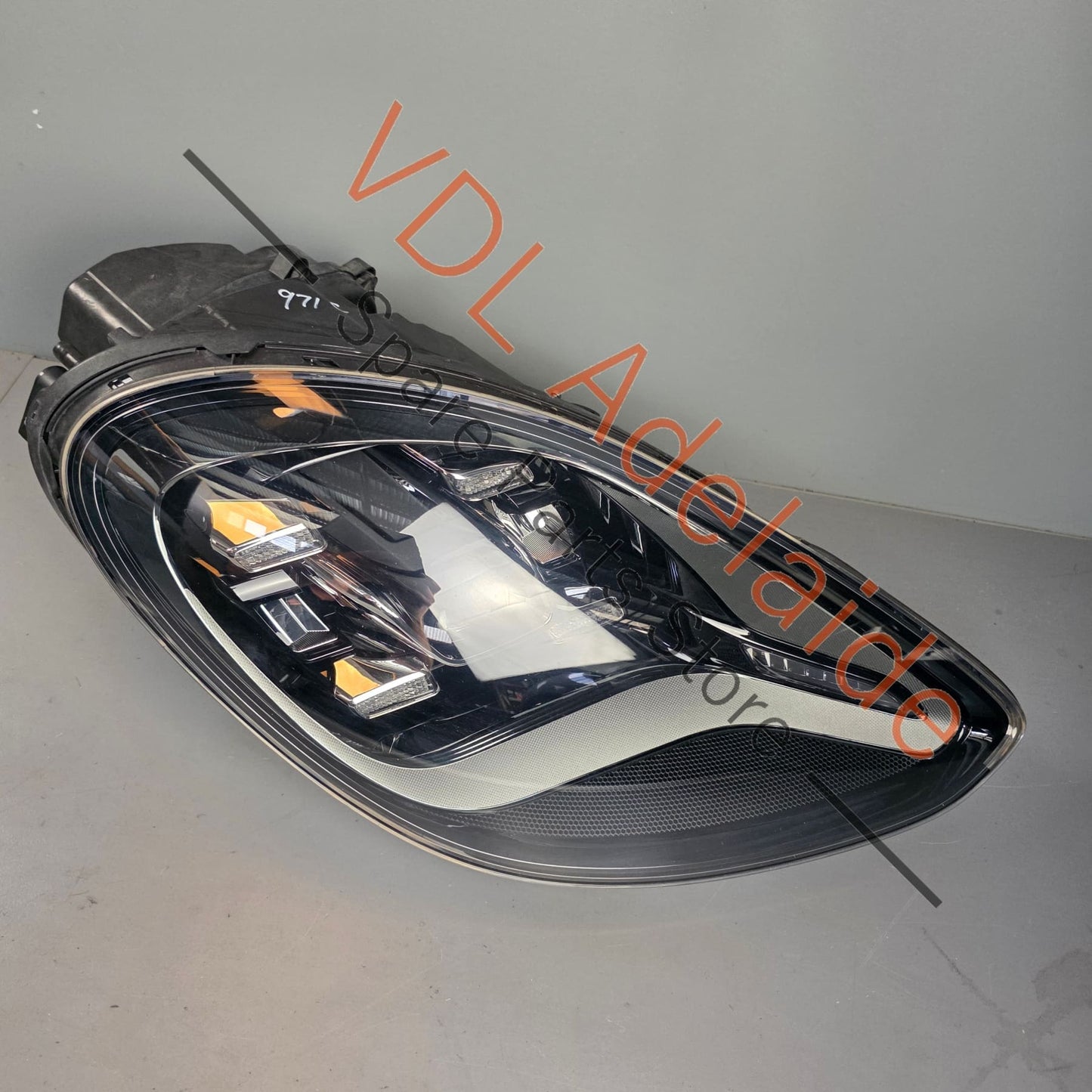 971941044L 971941044J 971941044G   Porsche Panamera 971 PDLS LED Headlight Right 971941044L